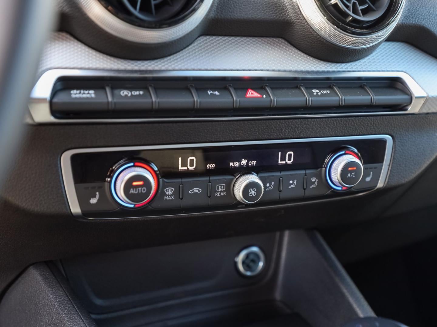 Bild über Audi Q2 advanced 35 TFSI S tronic - für weitere Informationen kontaktieren Sie den Audi Partner