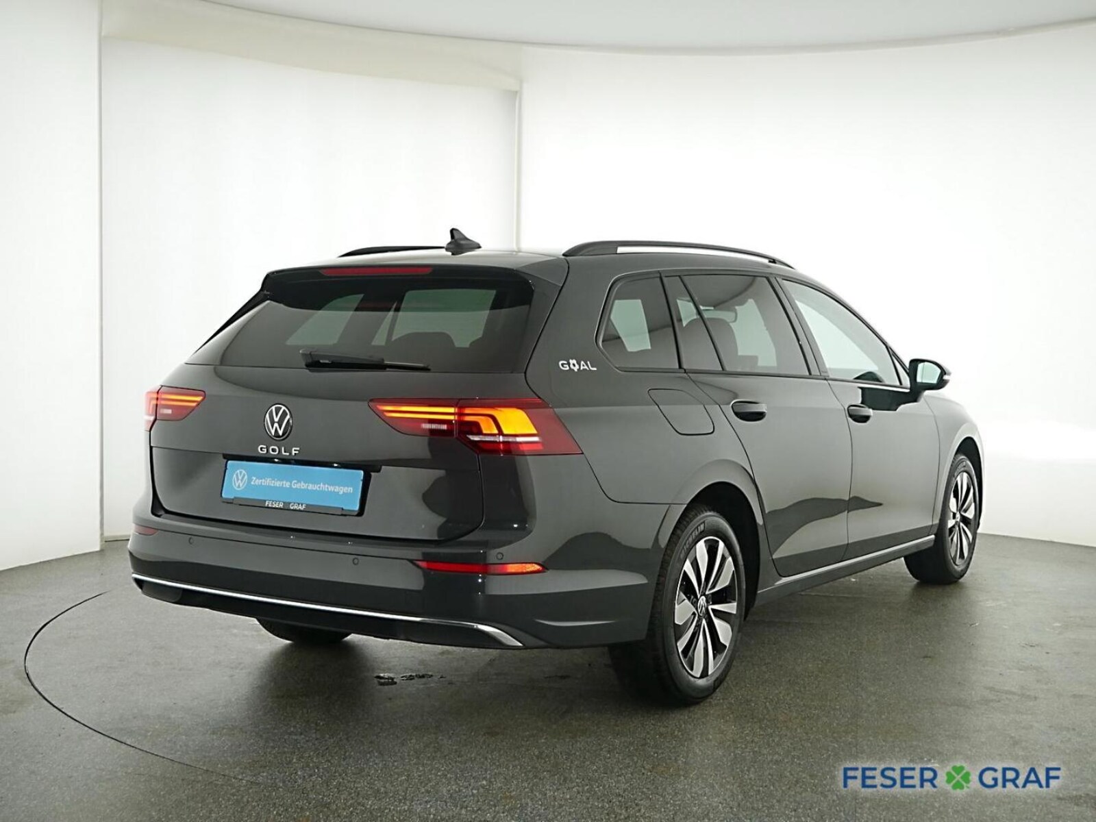Volkswagen Golf Variant – Bild 2