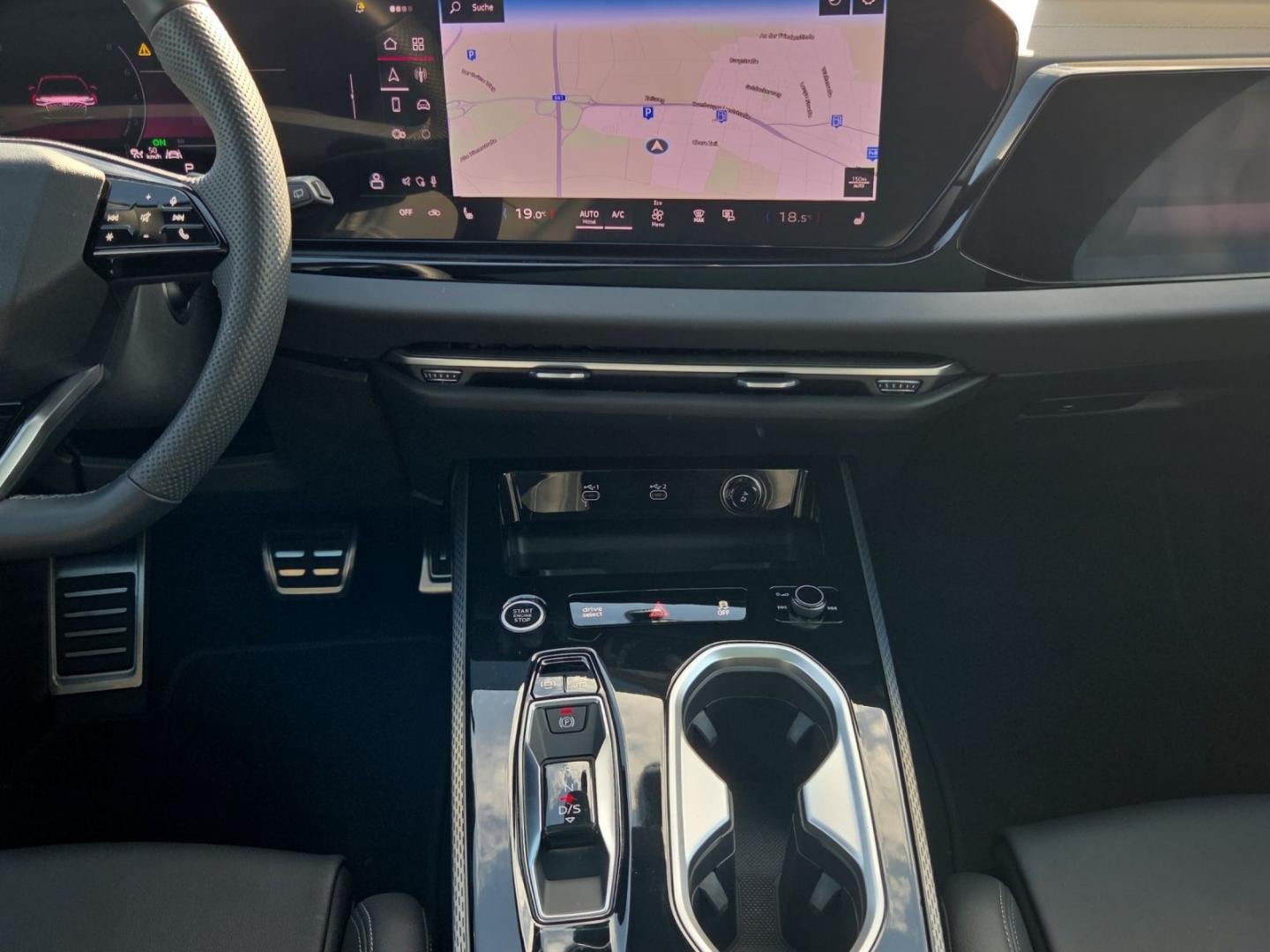Bild über Audi A6 Avant TFSI quattro 270 kW S tronic - für weitere Informationen kontaktieren Sie den Audi Partner