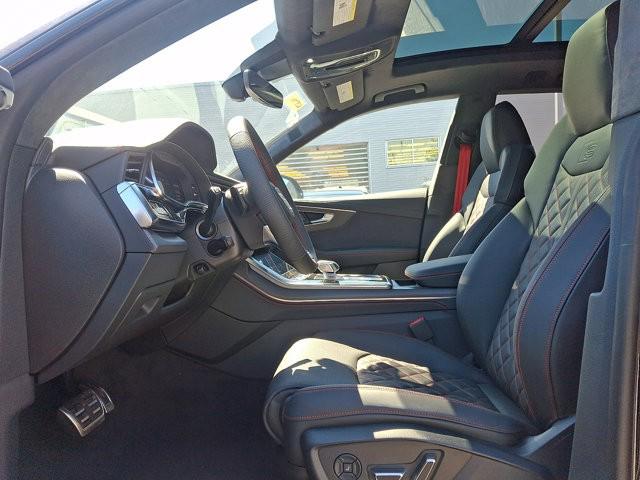 2026 Audi SQ8 Prestige - Photo 9