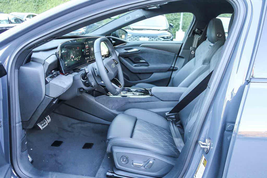 2025 Audi S6 Sportback e-tron Premium Plus - Photo 19