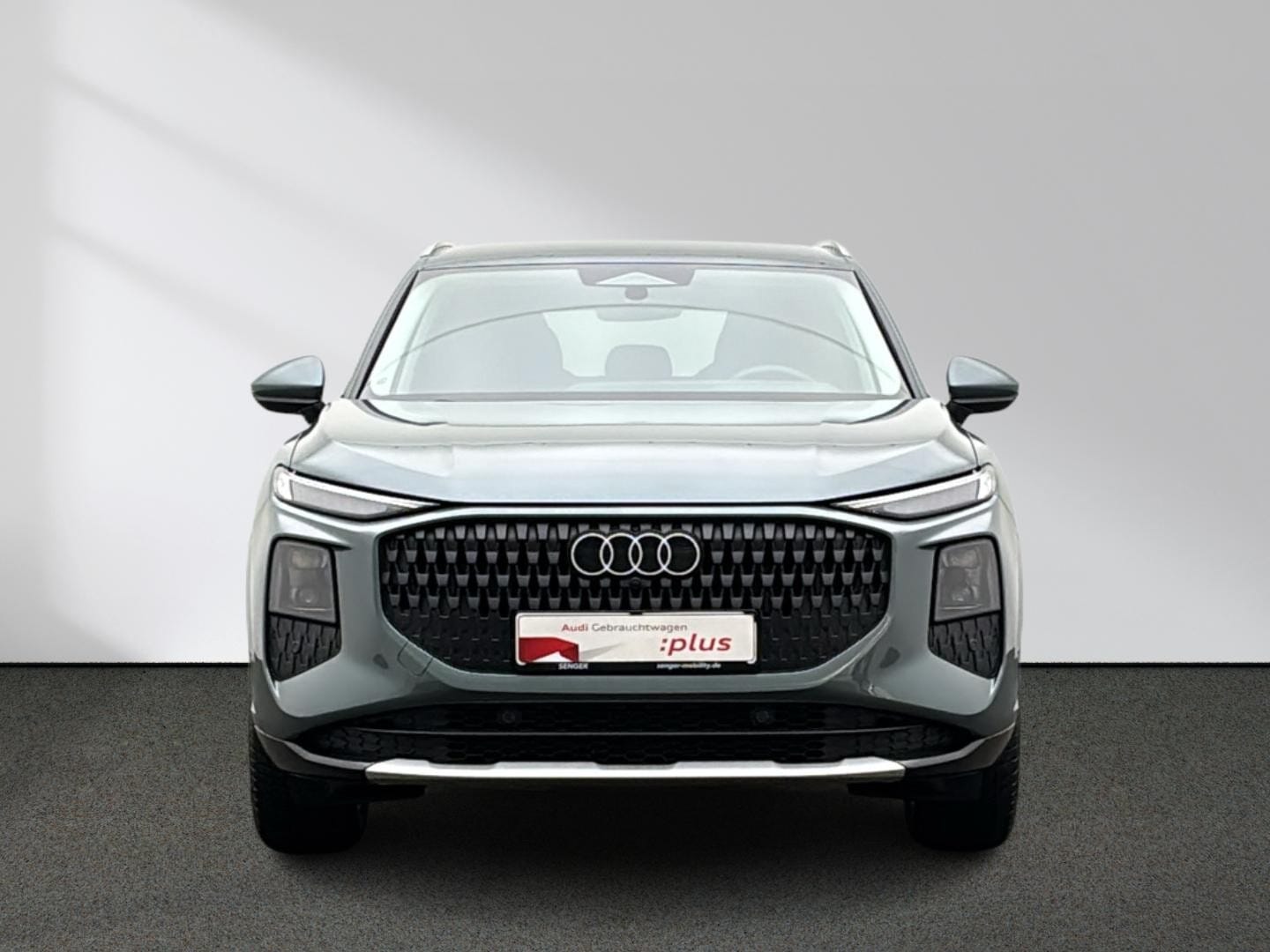 Bild über Audi Q3 SUV TDI 110 kW S tronic - für weitere Informationen kontaktieren Sie den Audi Partner