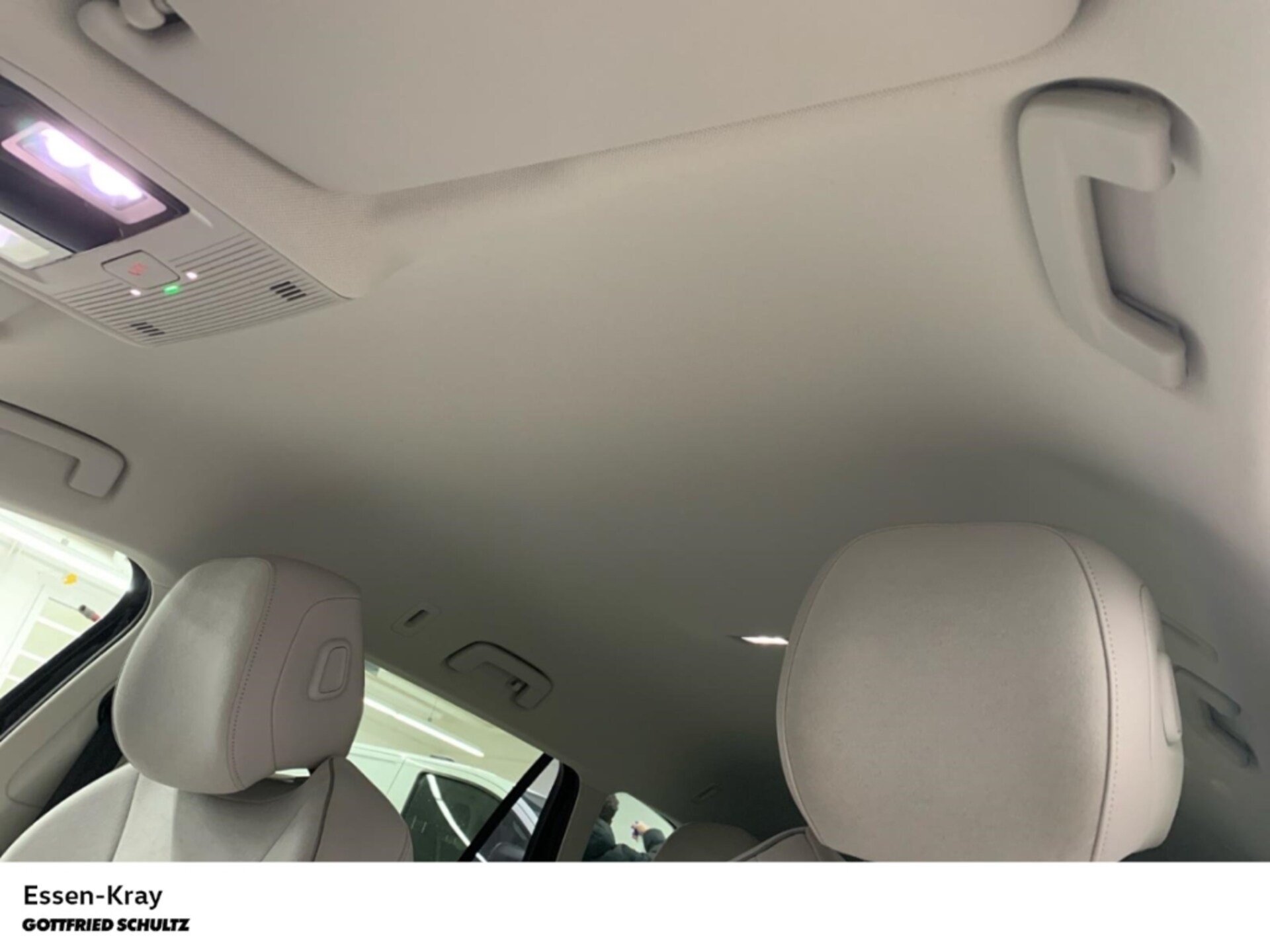 Volkswagen Passat Elegance