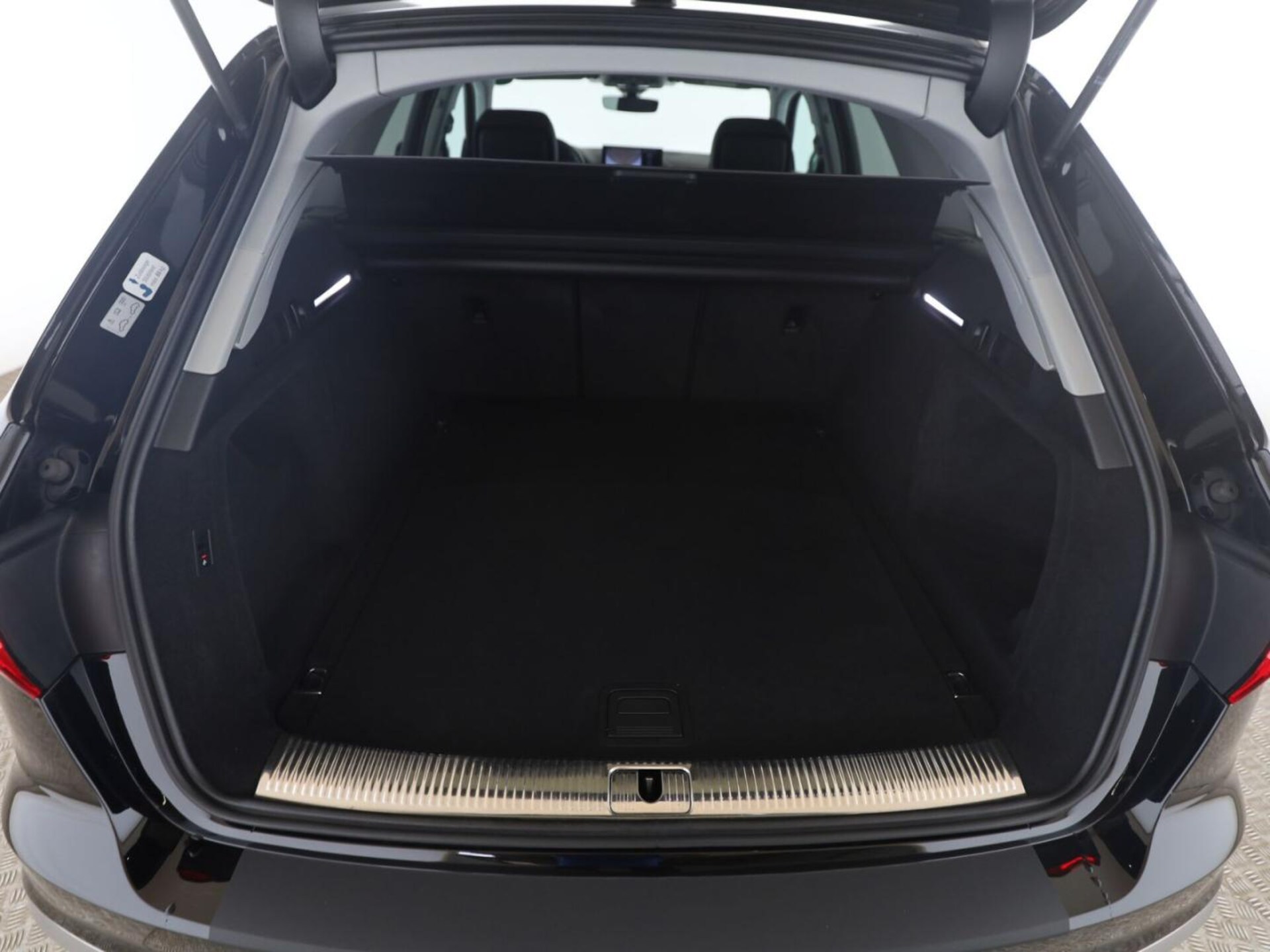 Audi A4 Avant S line