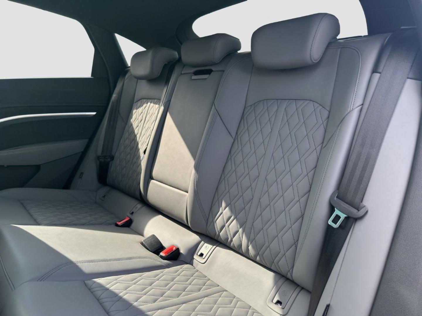 Image about Audi e-tron S Sportback S e-tron quattro