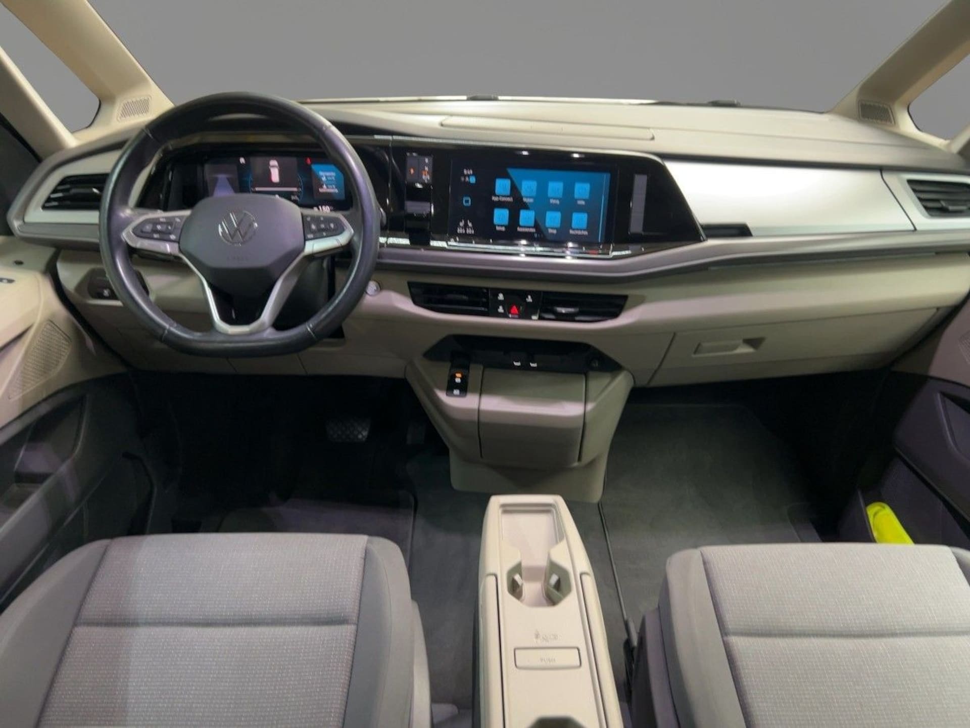 Volkswagen Multivan Basis-Modell