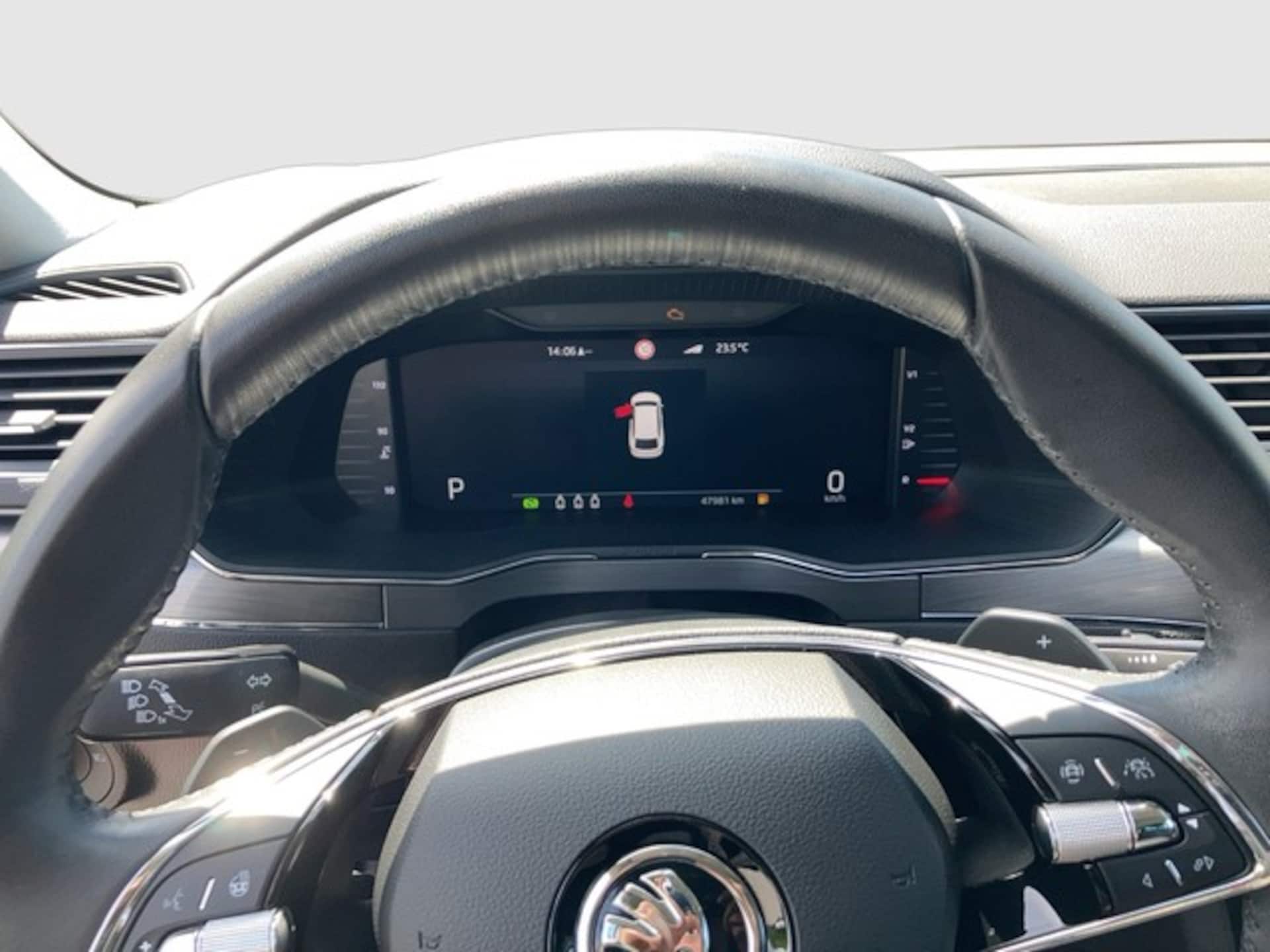 Skoda Superb Combi Scout