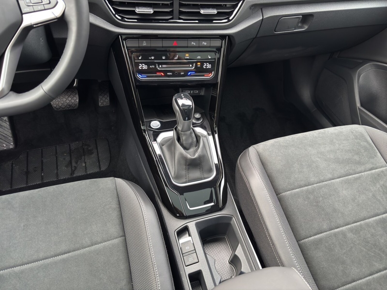 Volkswagen T-Roc – Bild 12