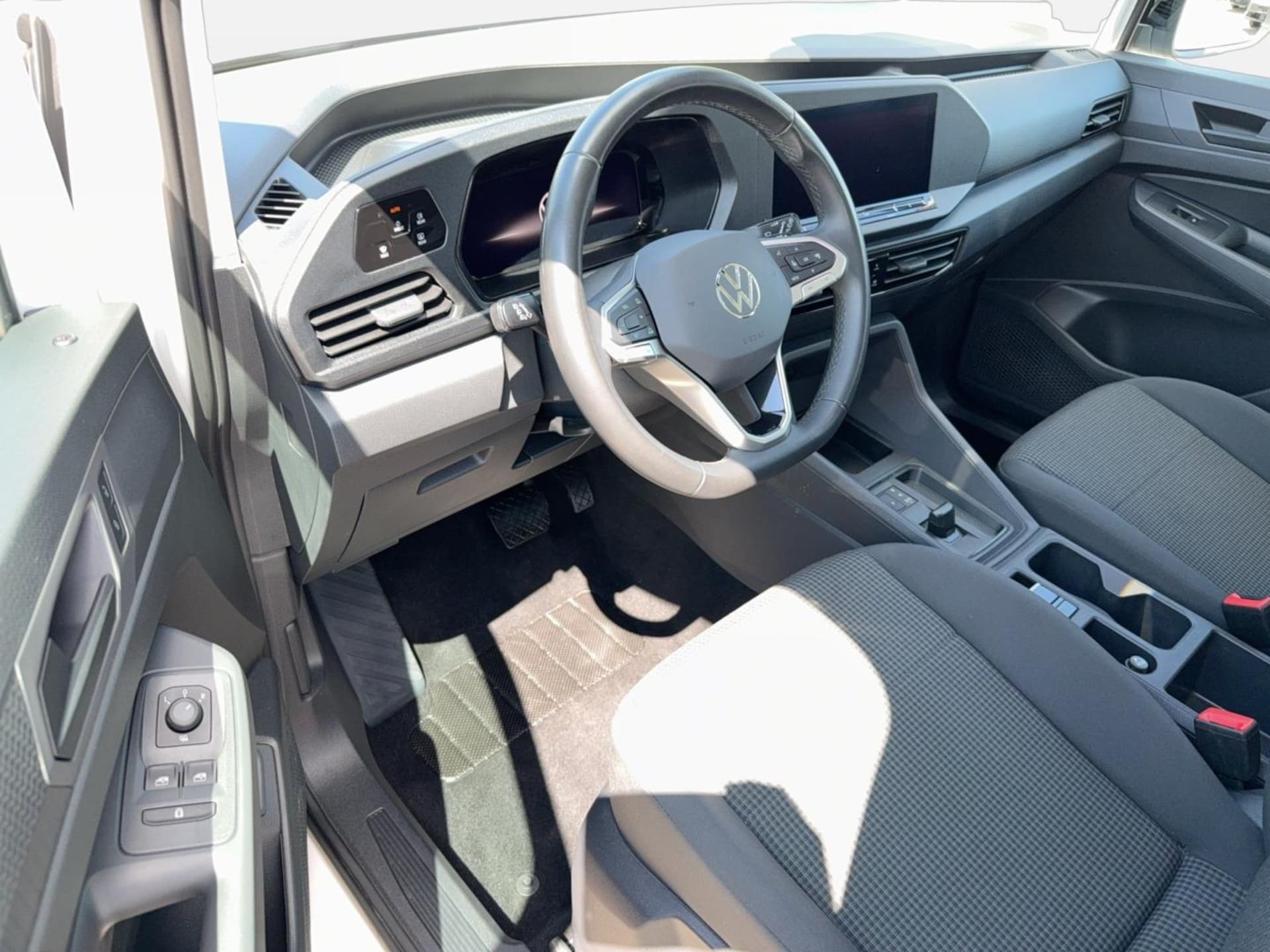 Volkswagen Caddy Basis-Modell
