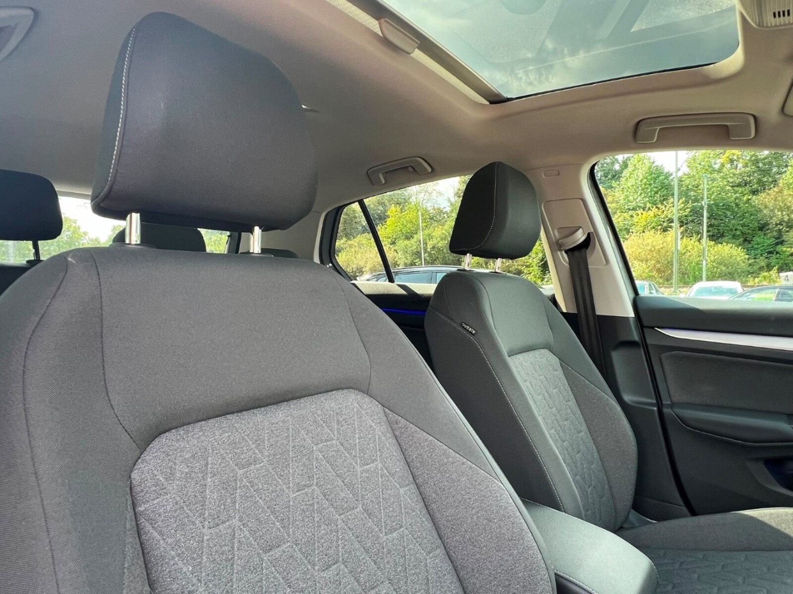 Volkswagen Golf – Bild 9