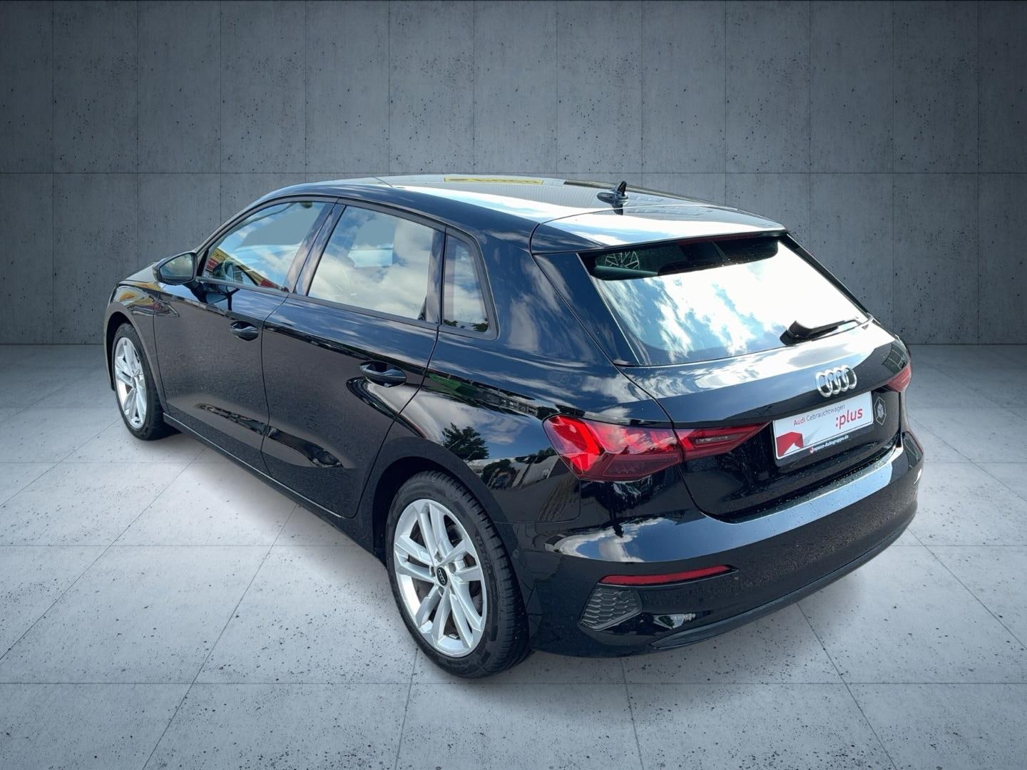 Bild über Audi A3 Sportback 35 TDI S tronic - für weitere Informationen kontaktieren Sie den Audi Partner