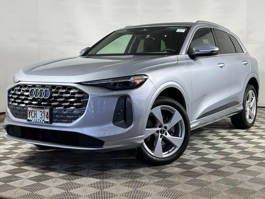 2025 Audi Q5 40 Premium Plus's photo