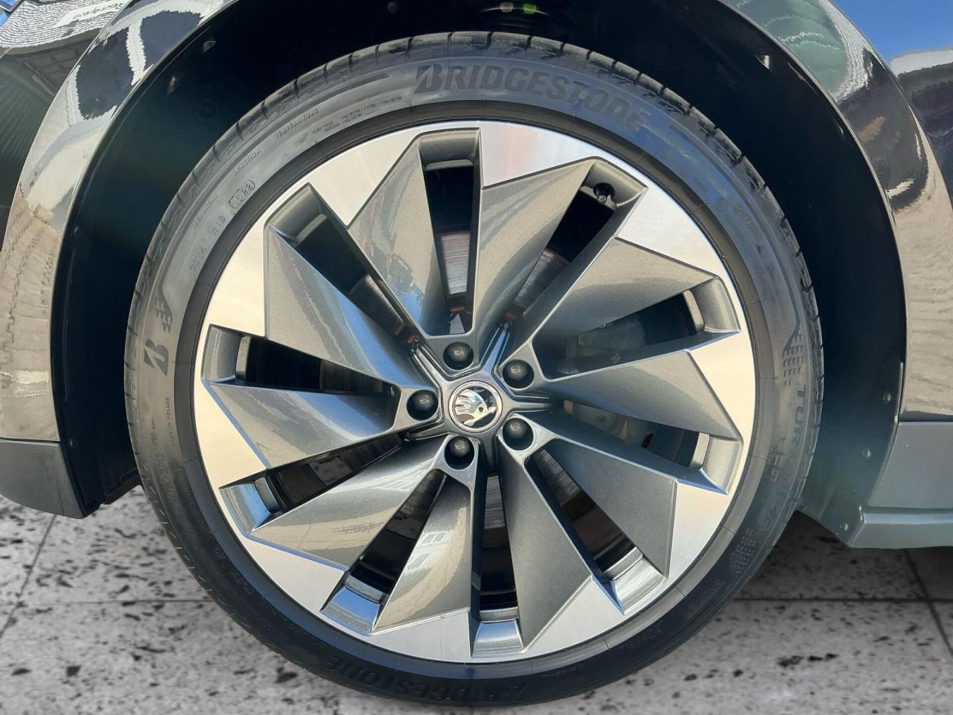 Skoda Enyaq 80