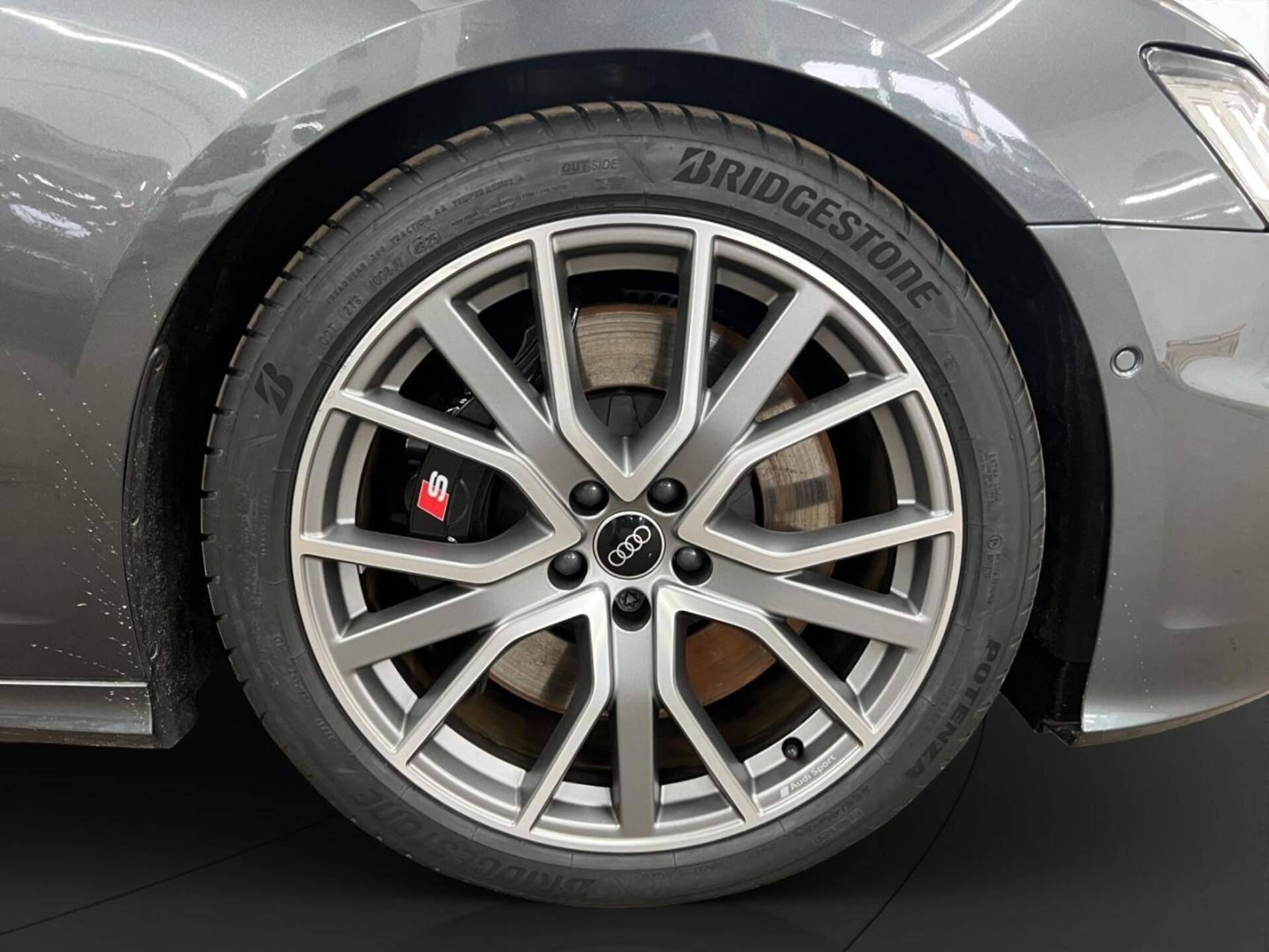 Audi S6 Avant
