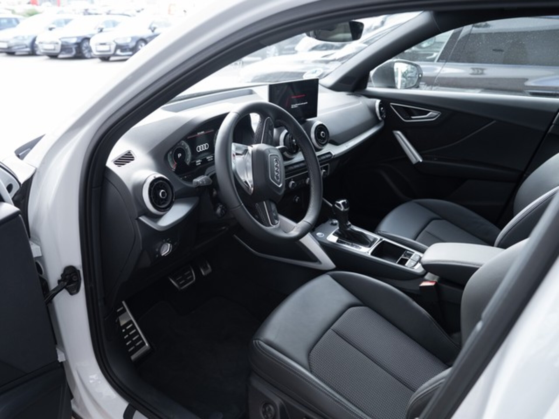 Audi Q2 S line