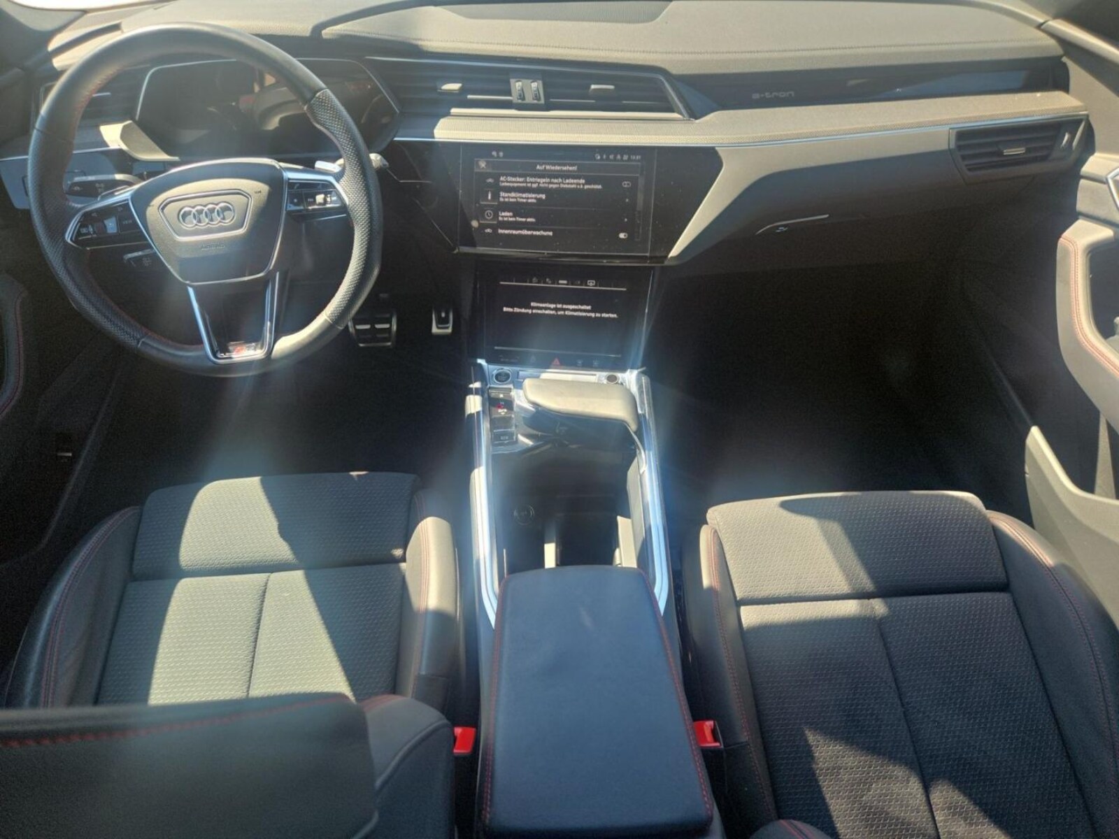 Audi Q8 e-tron – Bild 8