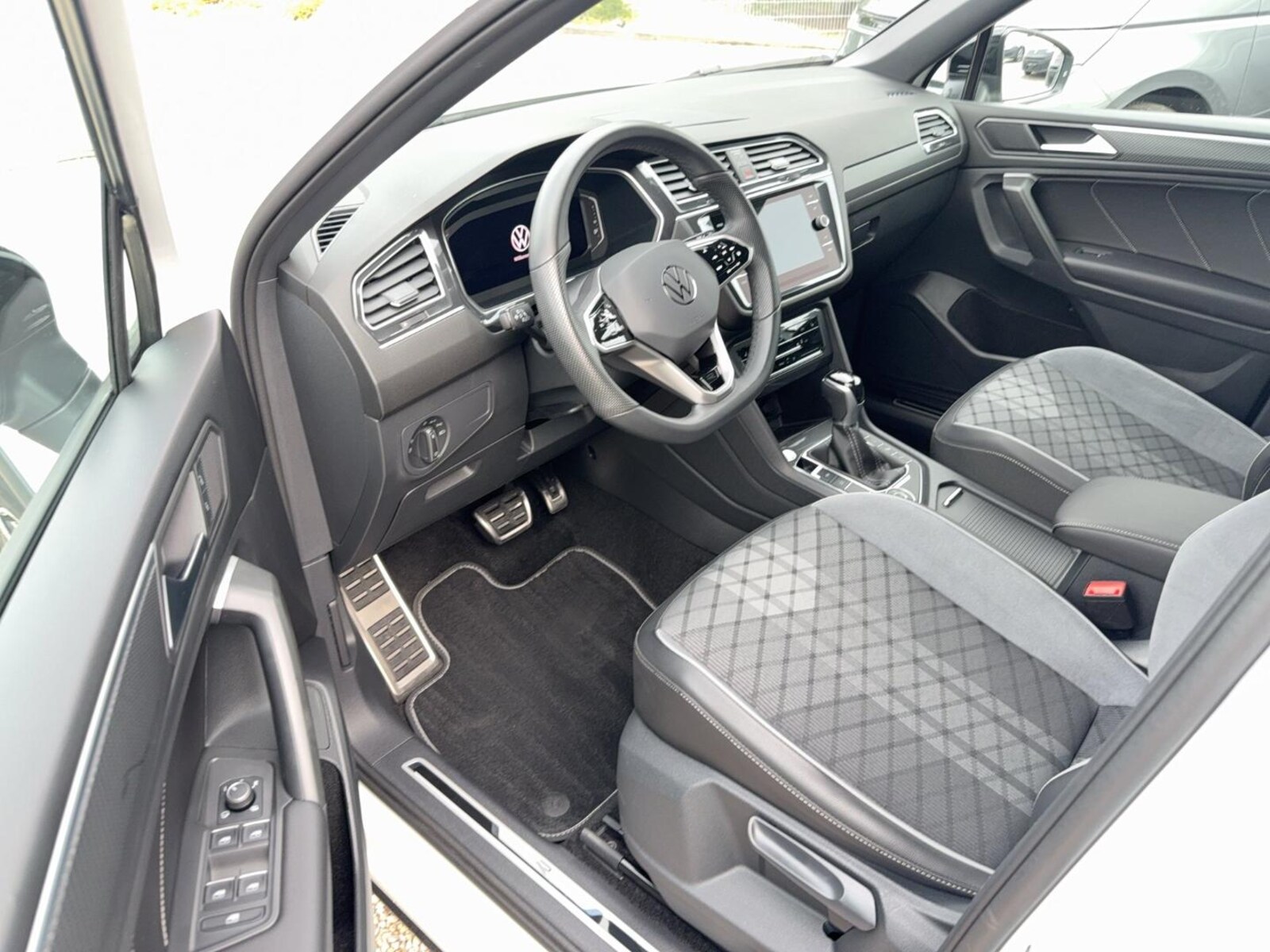 Volkswagen Tiguan Allspace – Bild 20