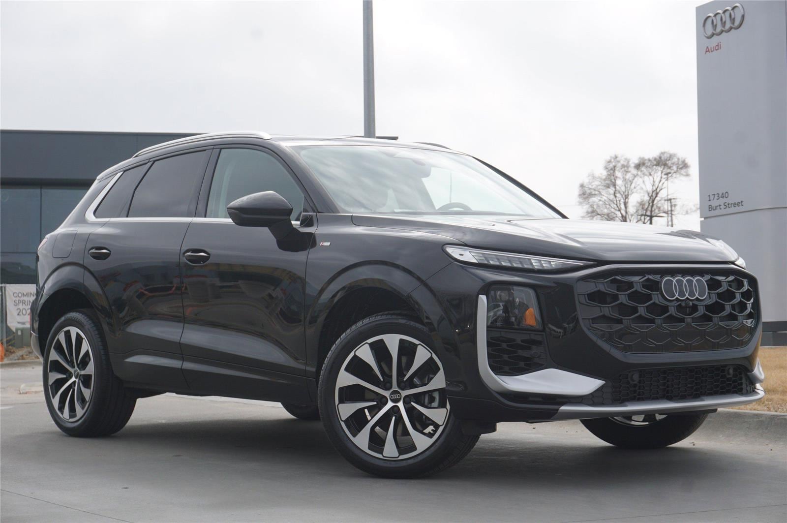 2026 Audi Q3 S line quattro's photo