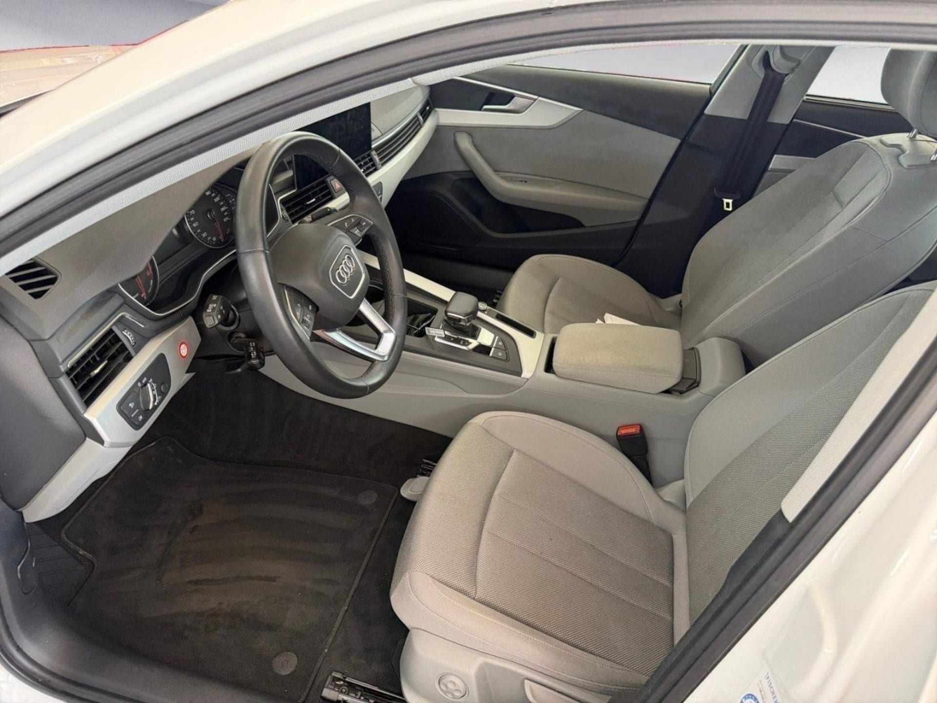 Audi A4 Avant Advanced