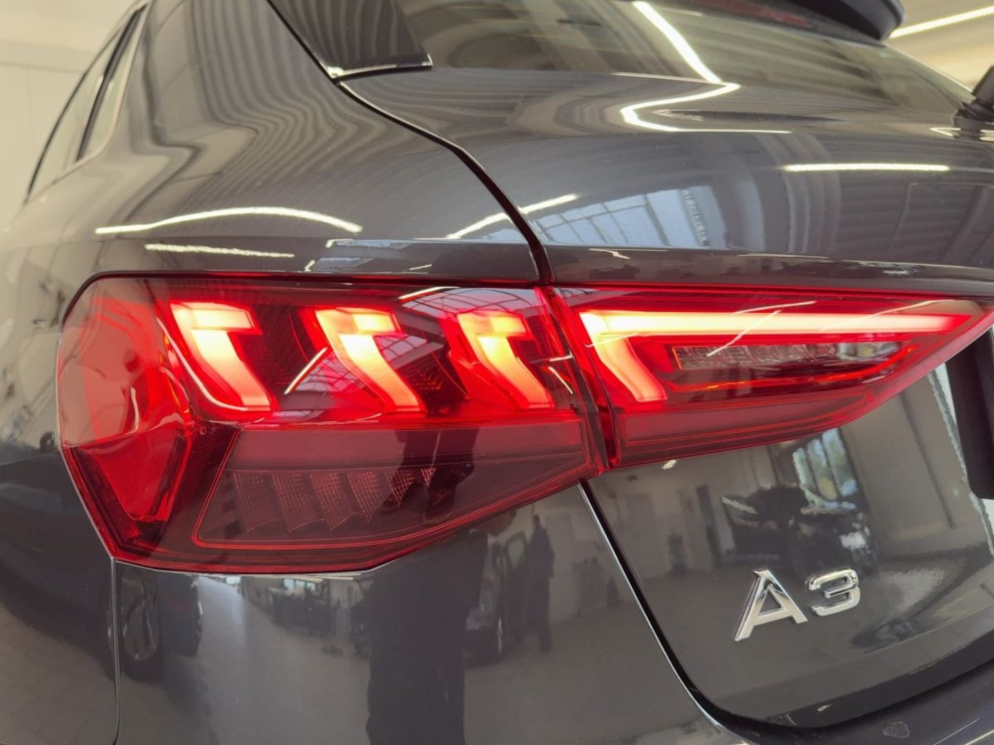 Bild über Audi A3 Sportback TFSI e advanced 40 TFSI e S tronic - für weitere Informationen kontaktieren Sie den Audi Partner