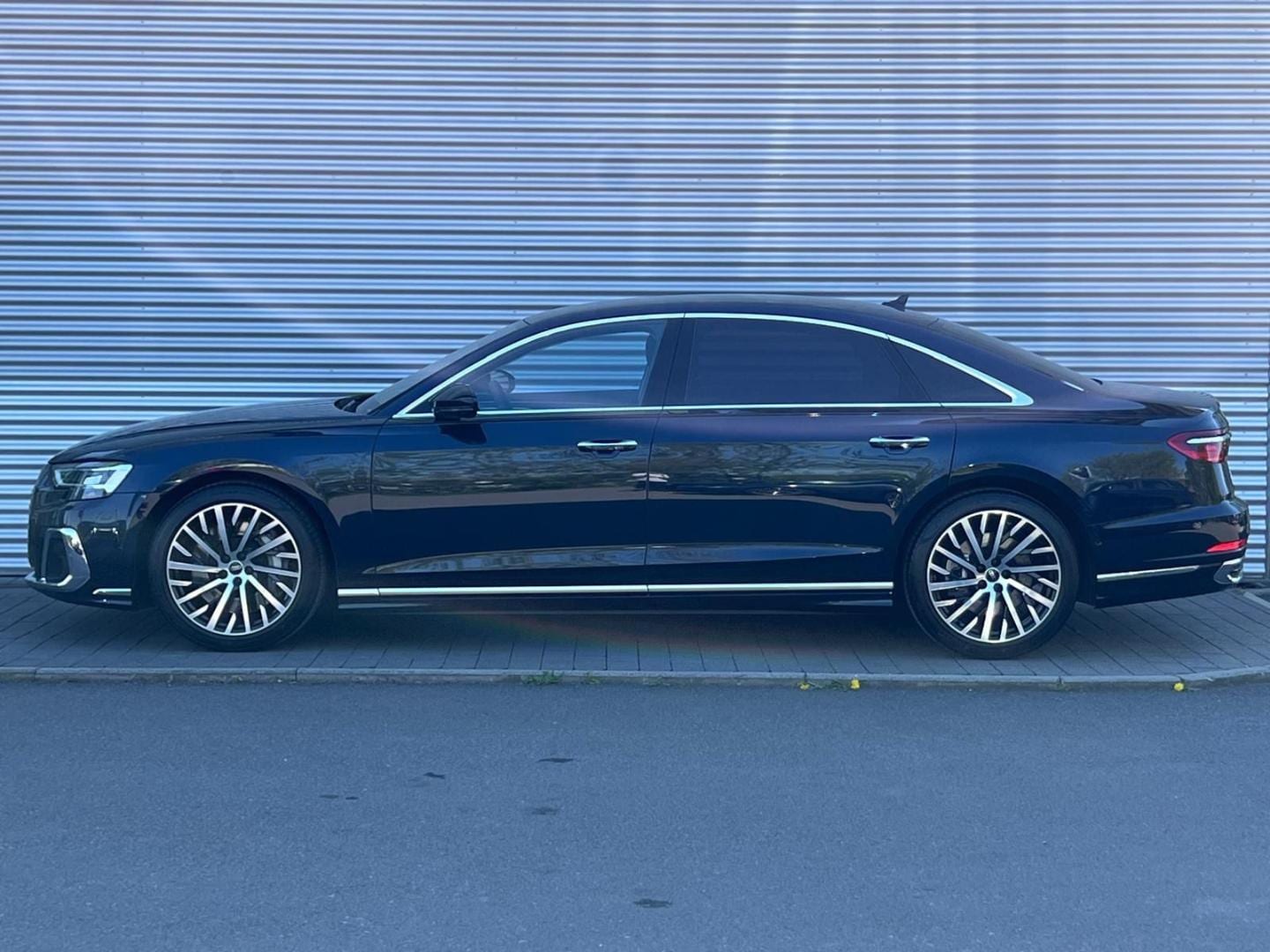 Image about Audi A8 L 60 TFSI quattro tiptronic