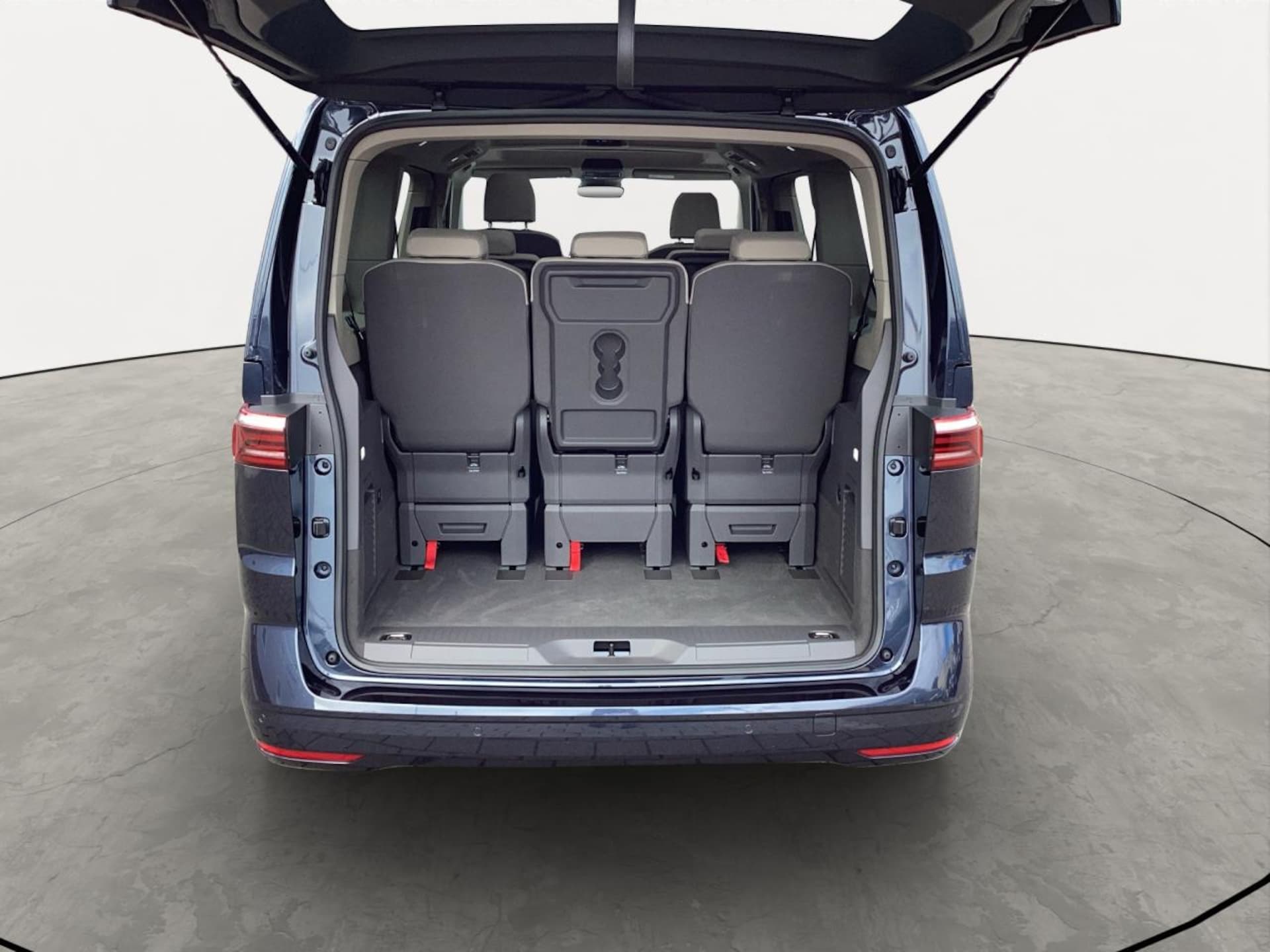 Volkswagen Multivan Langversion Basis-Modell