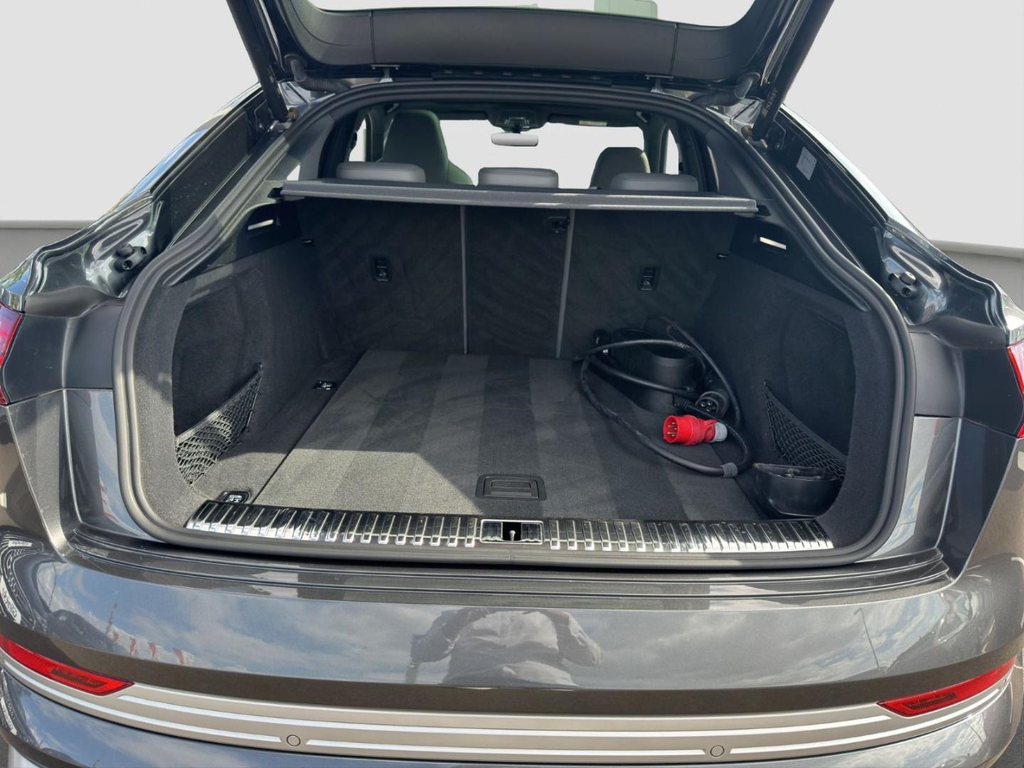 Image about Audi e-tron S Sportback S e-tron quattro