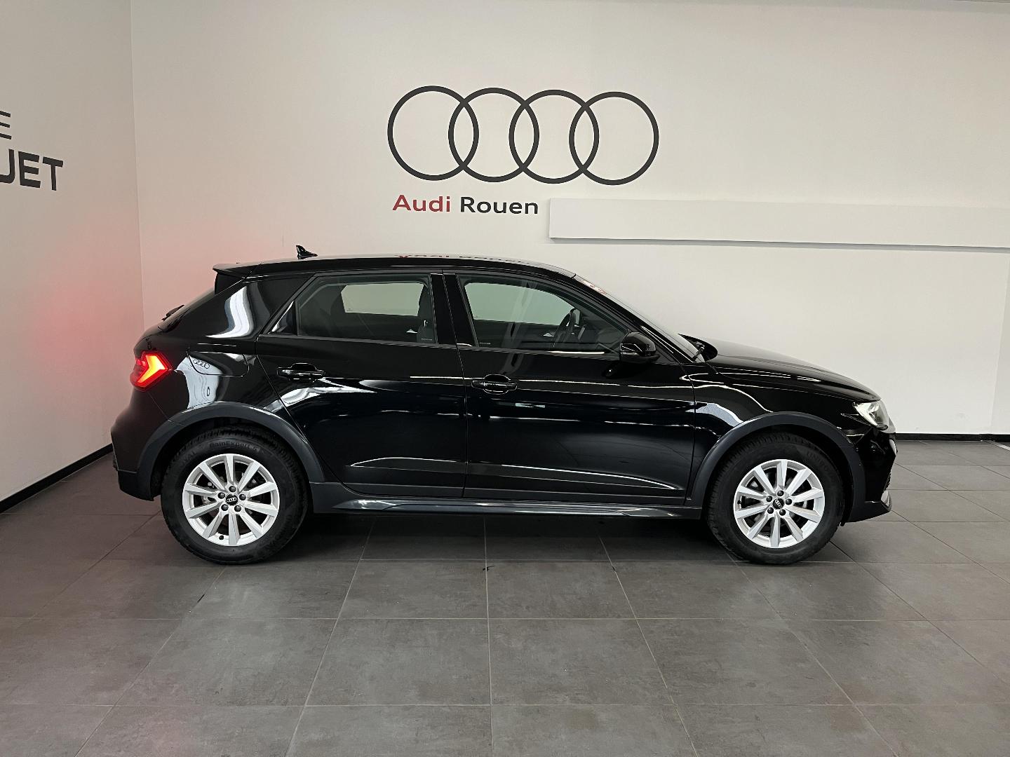 Image about Audi A1 allstreet Design 30 TFSI 81 kW (110 ch) 6 vitesses