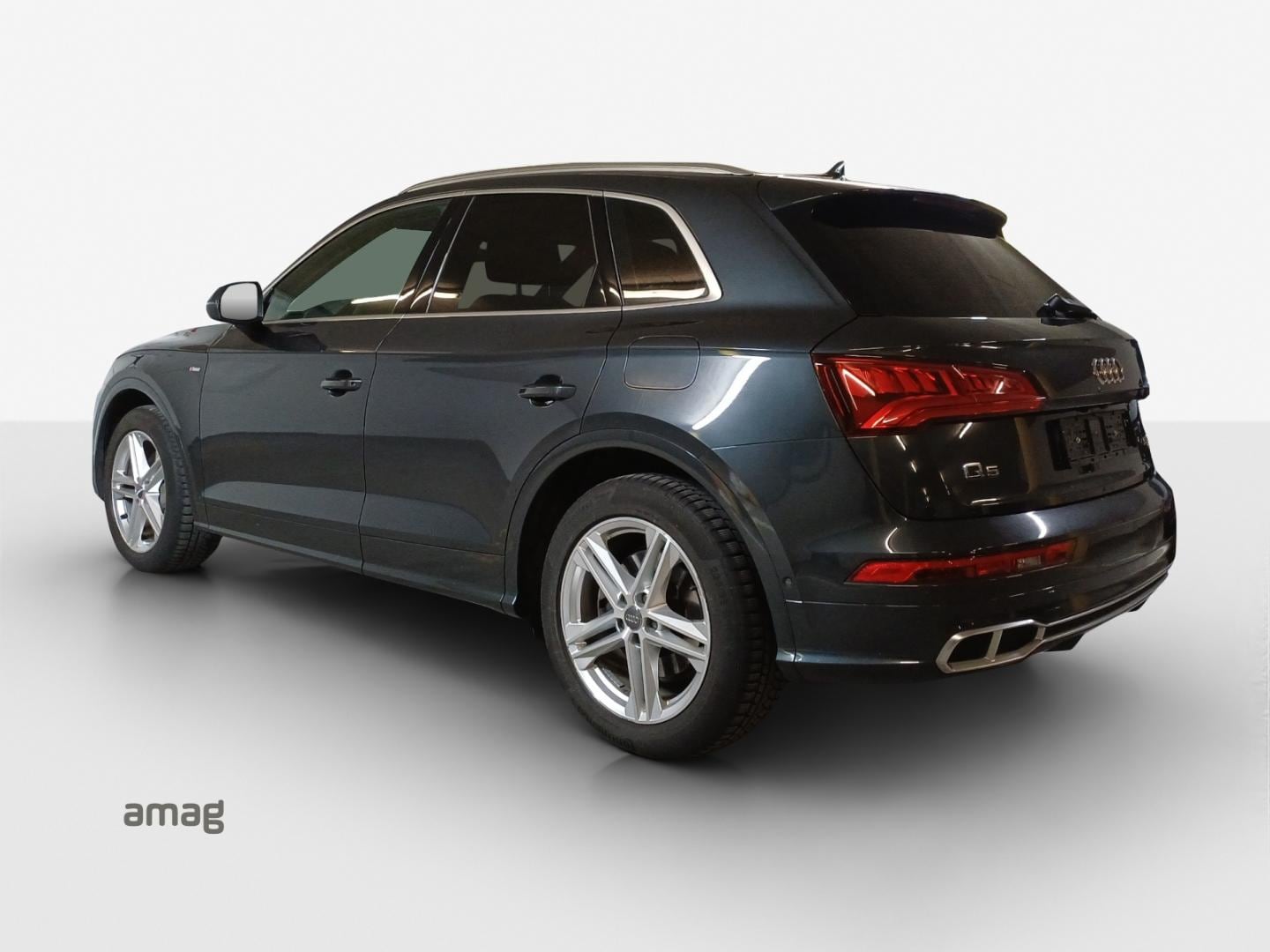 Image about Audi Q5 TFSI e Sport 55 TFSI e quattro 270 kW (367 ch) S tronic