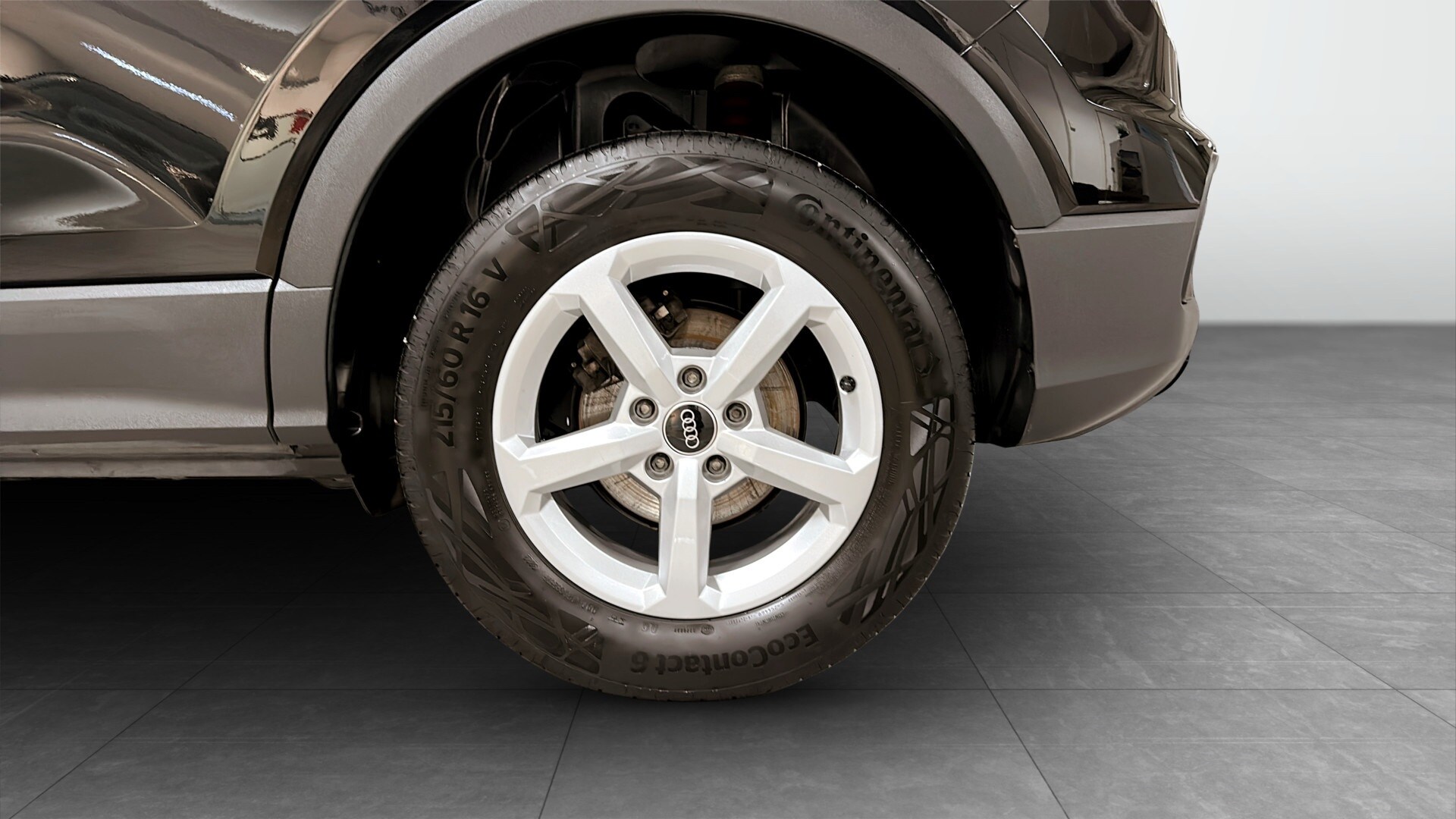 Bild som visar&nbsp;Audi Q2&nbsp;Q2 30 TFSI Proline 110 hk 6-växlad - för mer information kontakta din Audi Partner