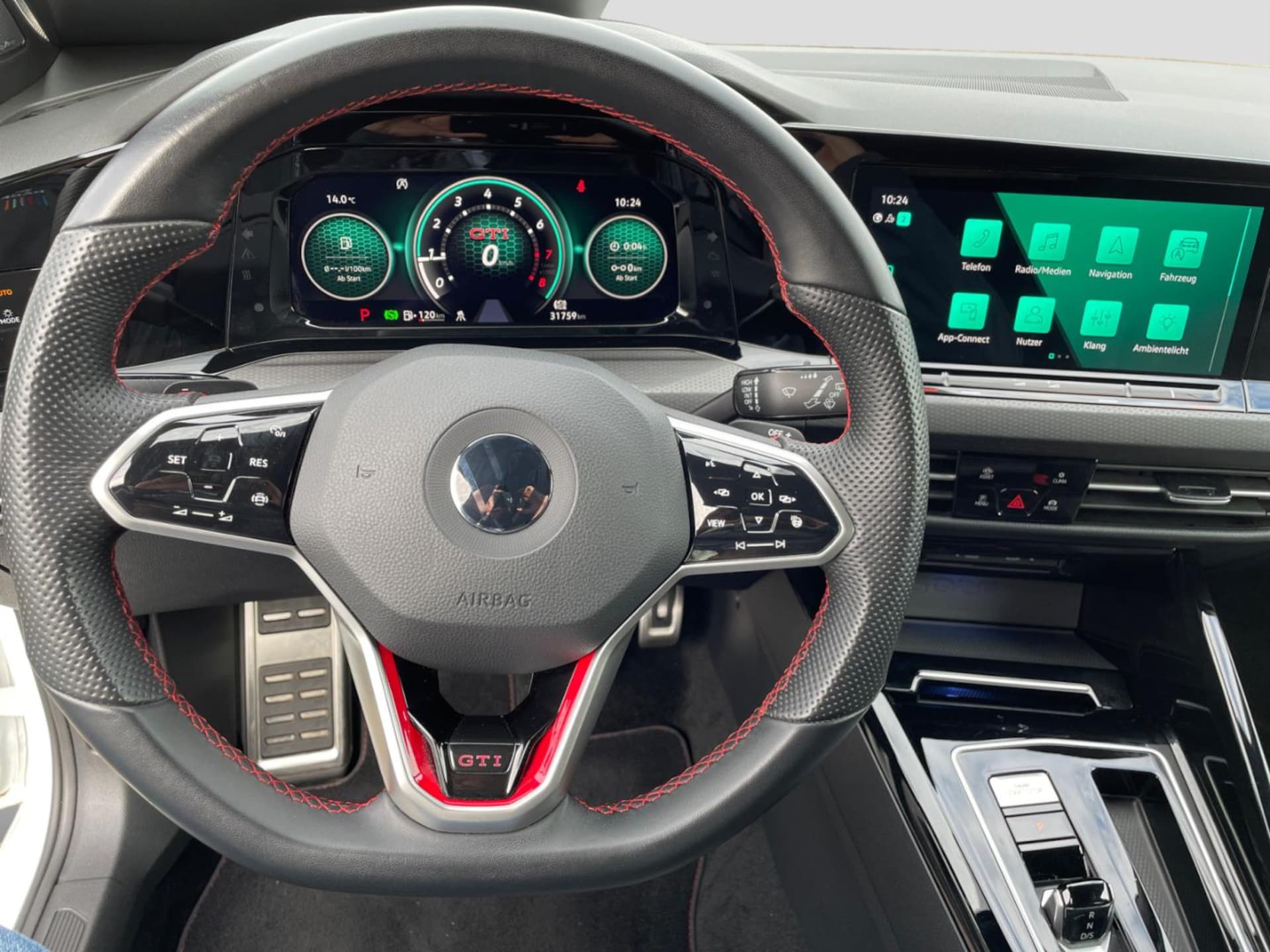 Volkswagen Golf GTI