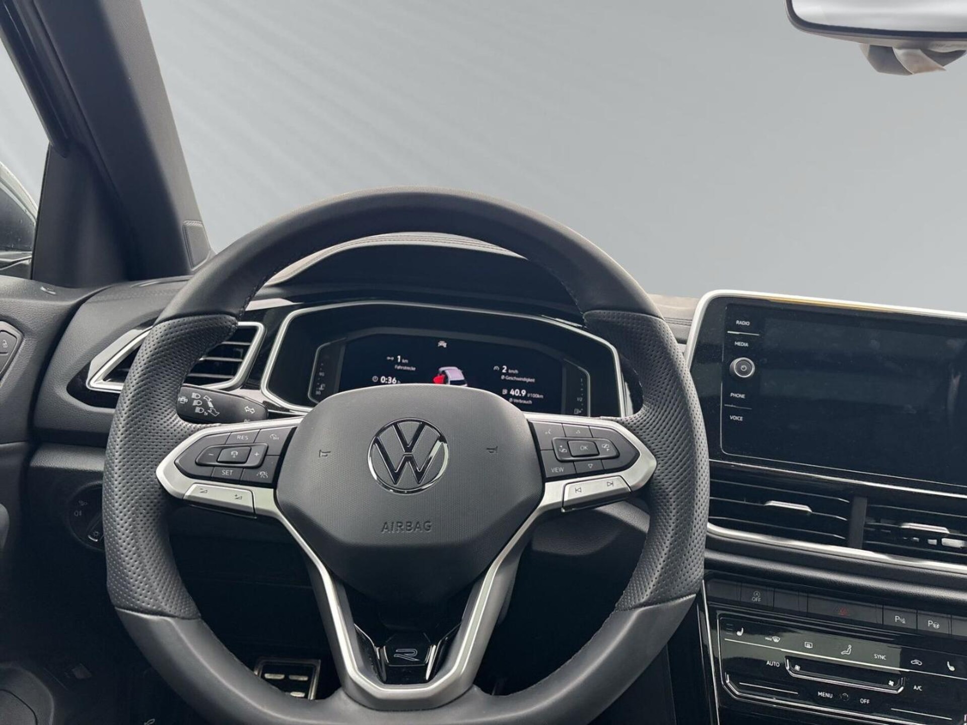 Volkswagen T-Roc R-Line