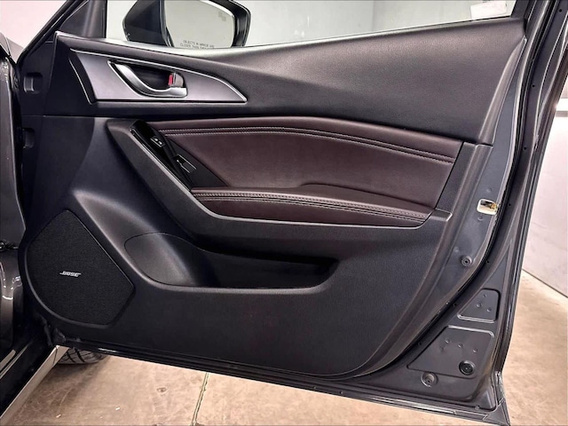 2017 Mazda Mazda3 Grand Touring - Photo 23