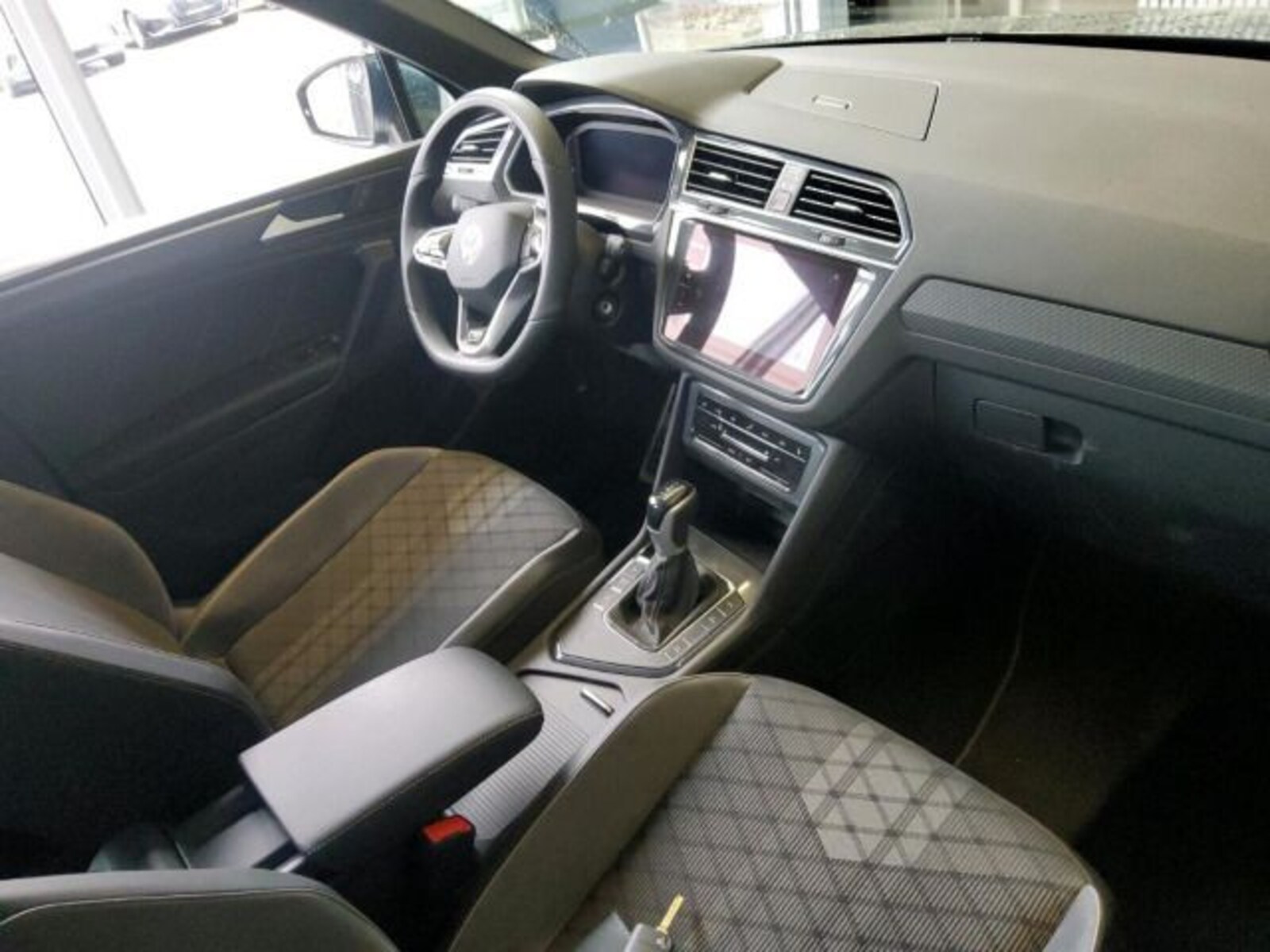 Volkswagen Tiguan – Bild 4