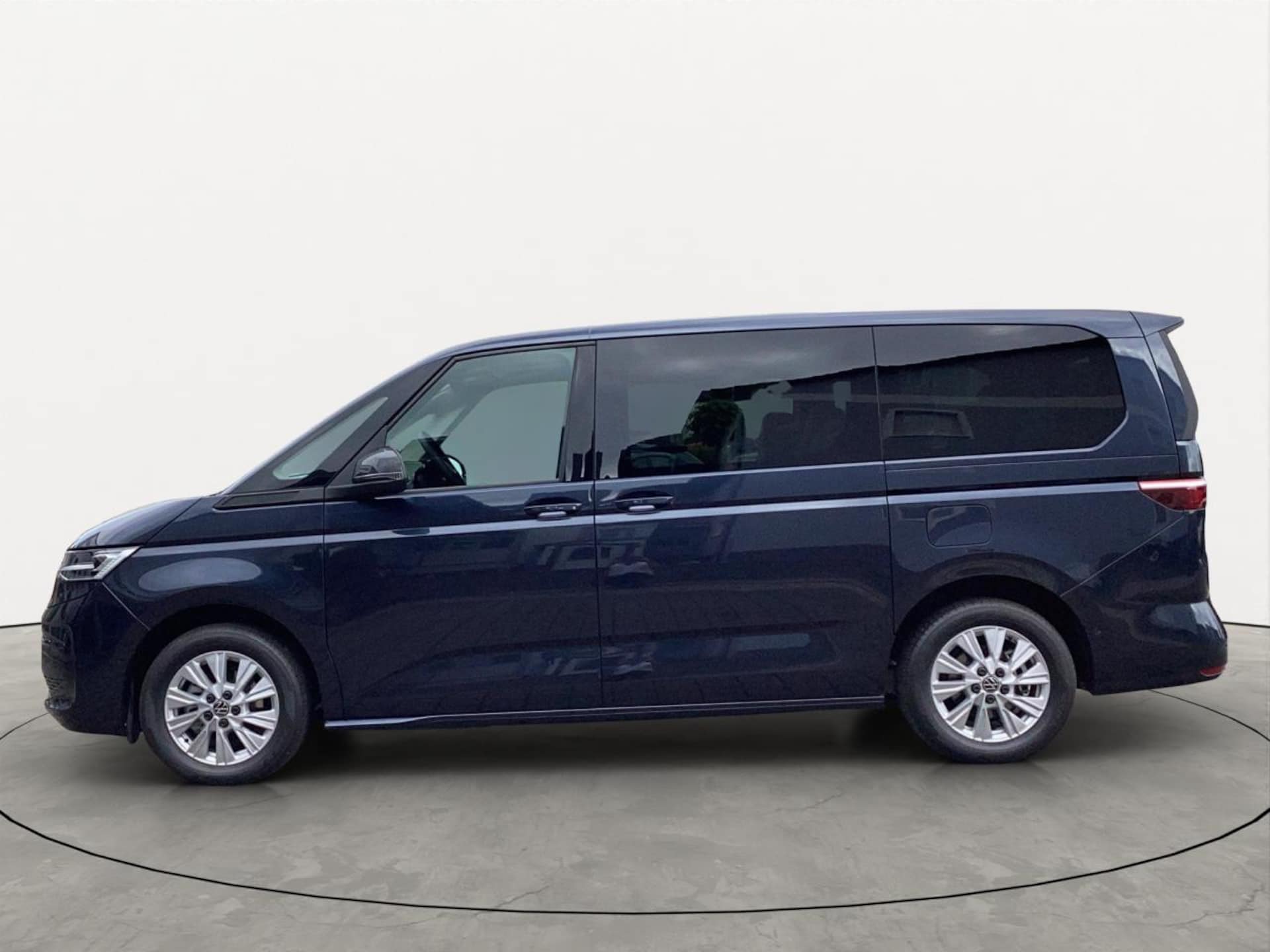 Volkswagen Multivan Langversion Basis-Modell