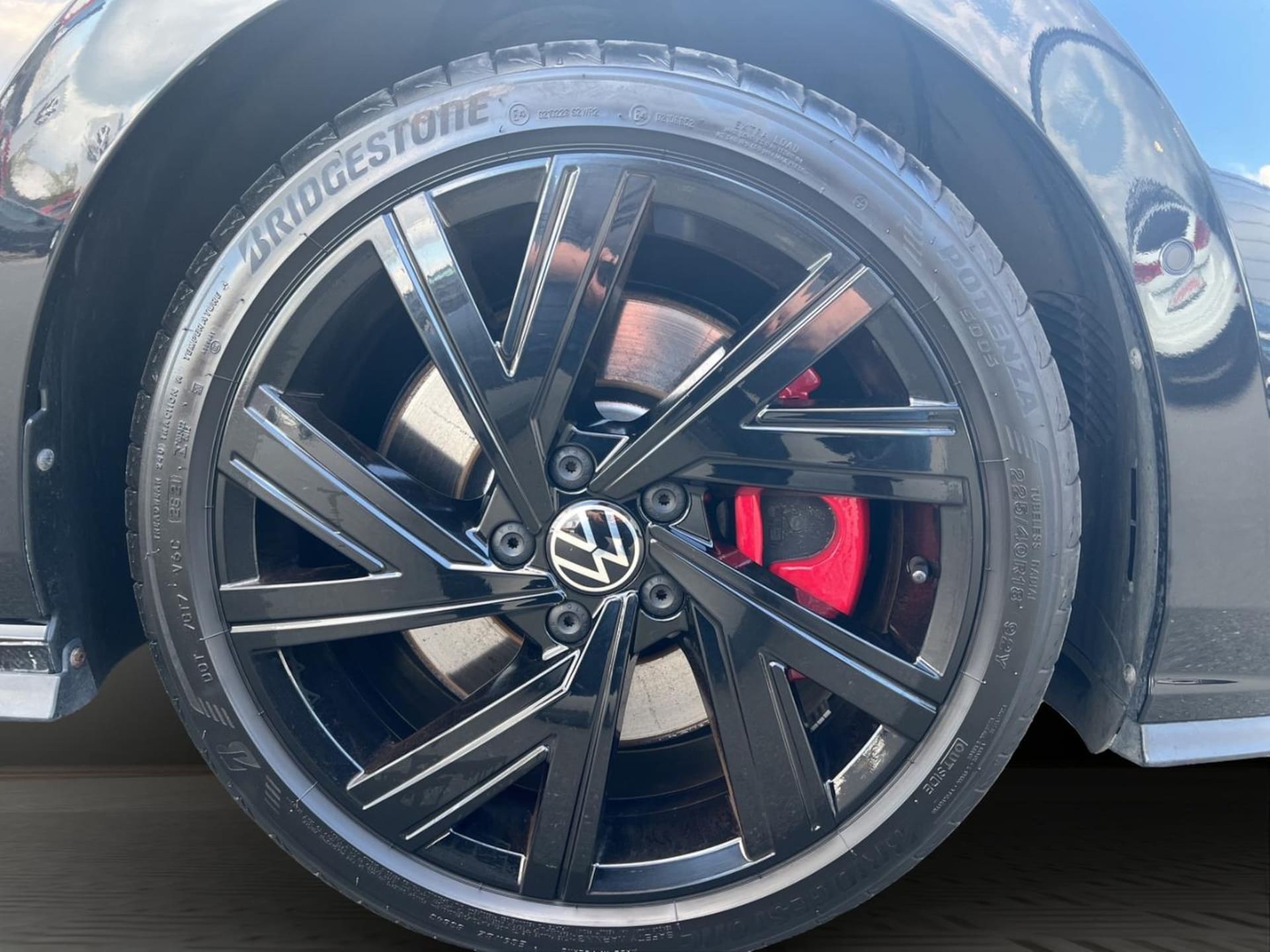 Volkswagen Golf GTI
