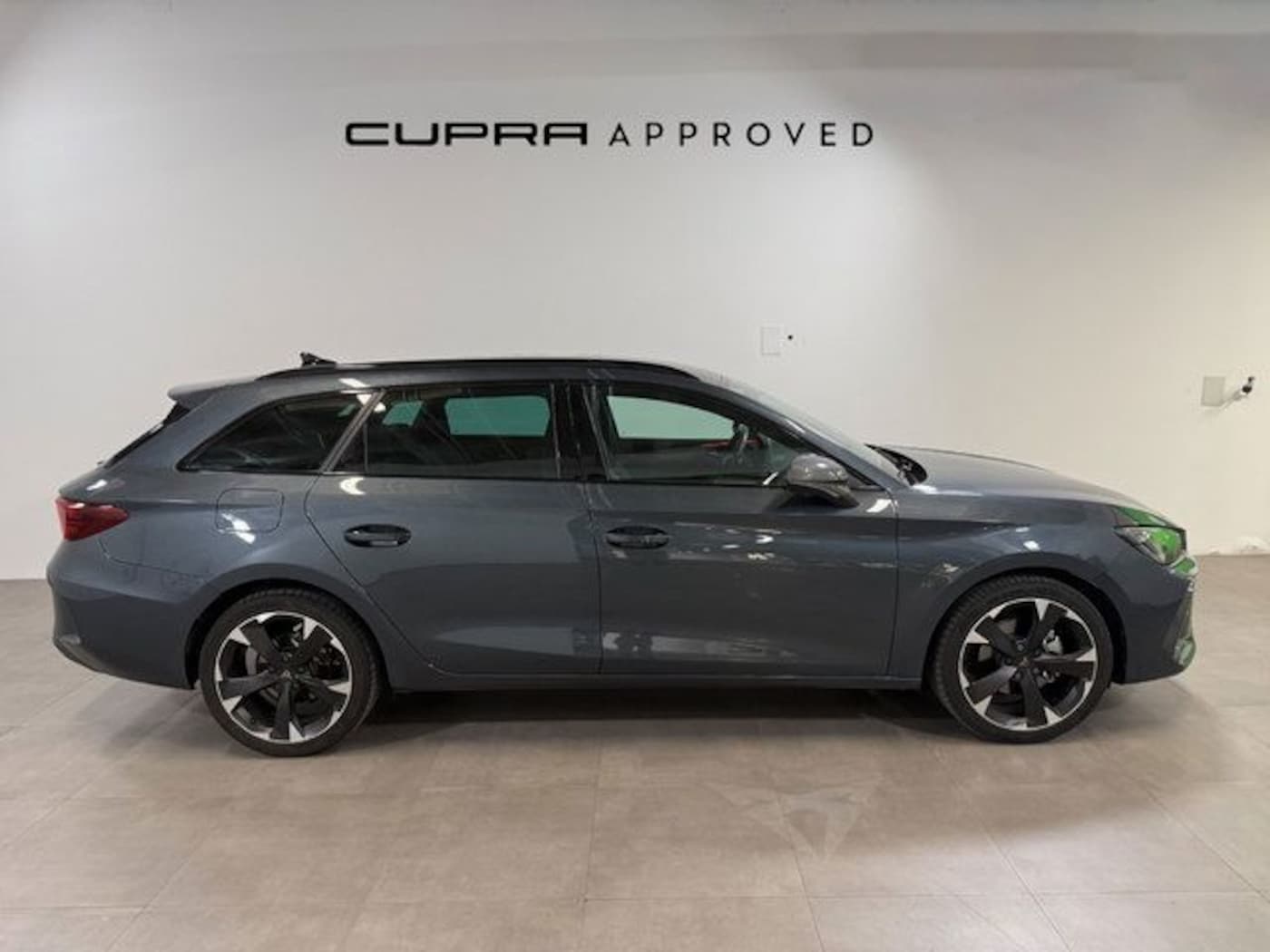 CUPRA Leon Sportstourer 1.5 TSI 110 kW (150 CV) — photo 3