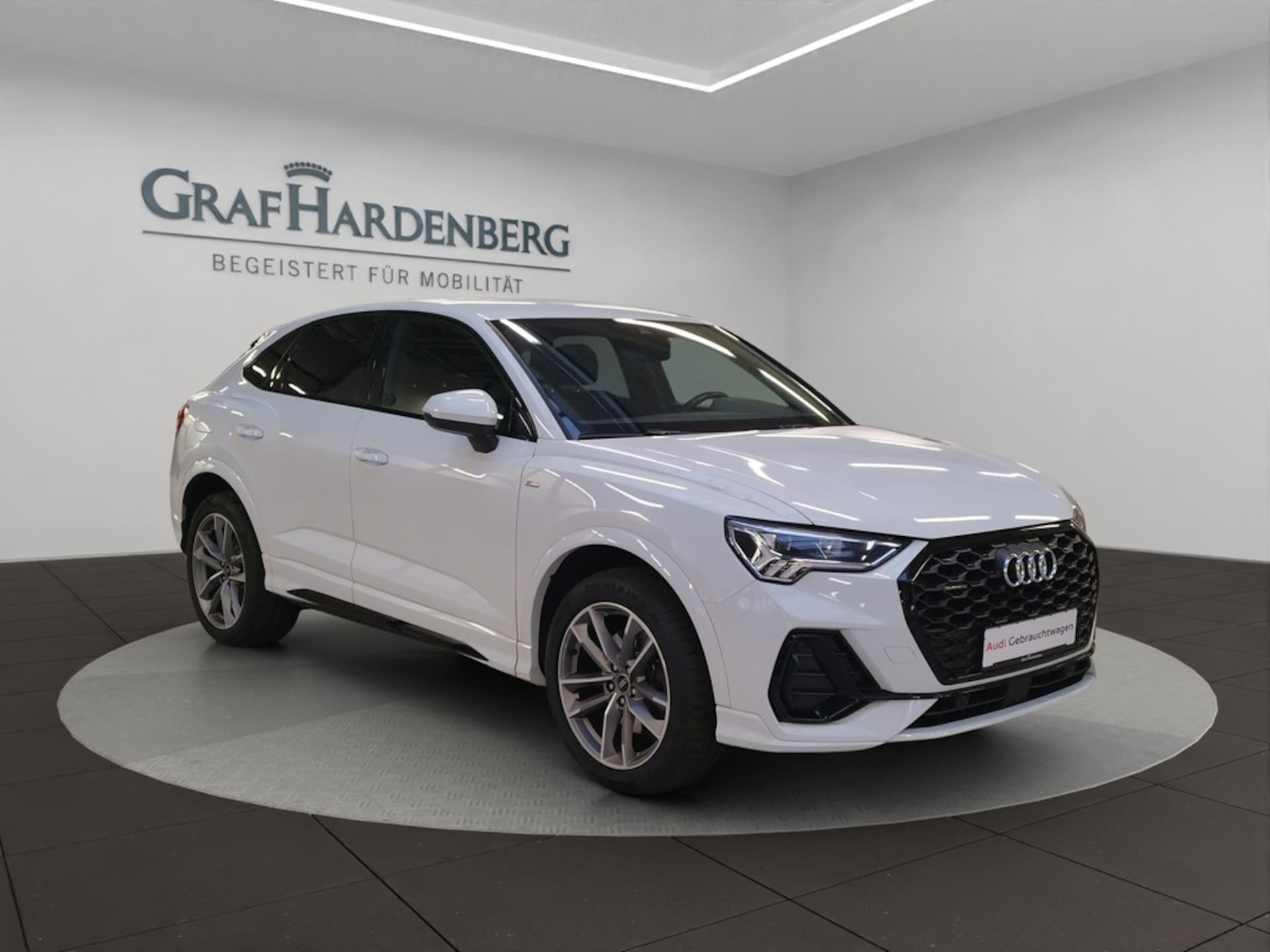 Audi Q3 Sportback S line