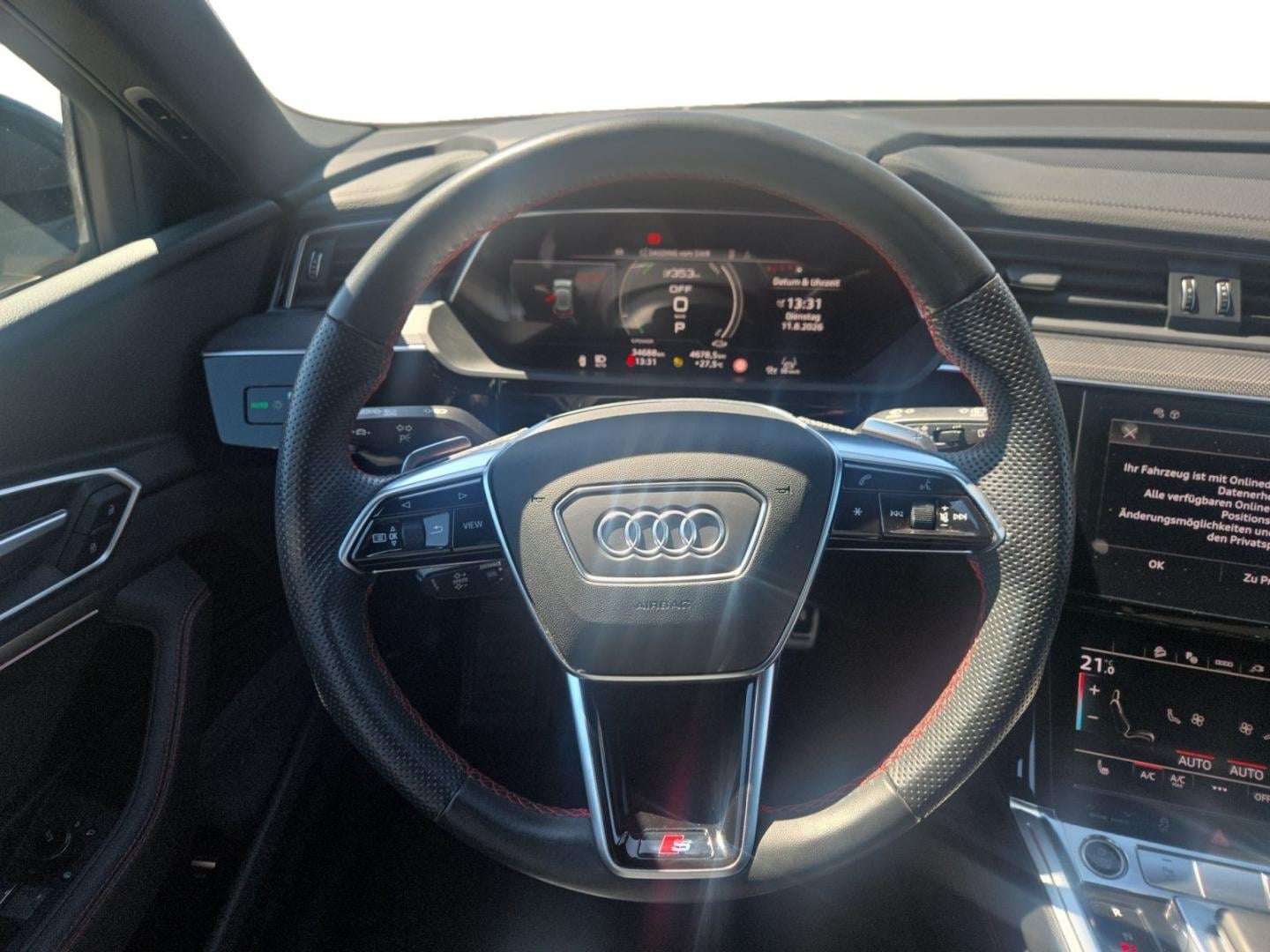 Bild über Audi Q8 e-tron S line 50 e-tron quattro - für weitere Informationen kontaktieren Sie den Audi Partner