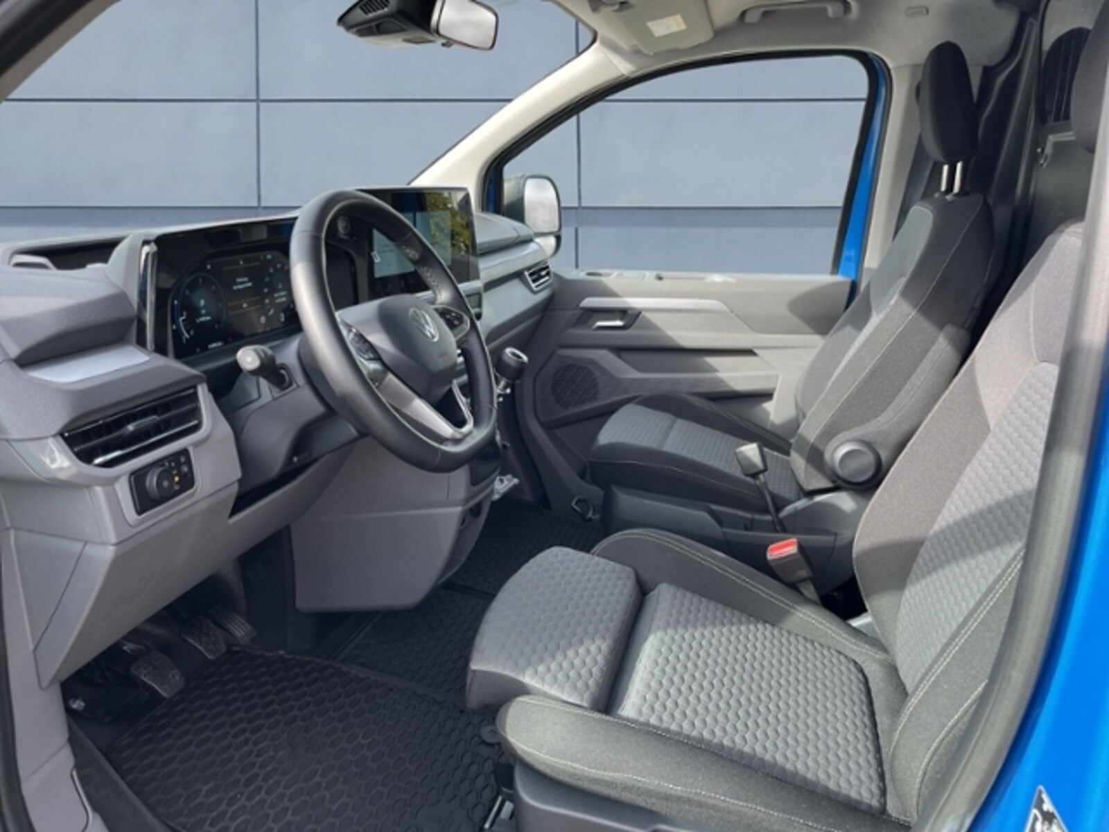 Volkswagen Transporter Kasten kurzer Radstand – Bild 6
