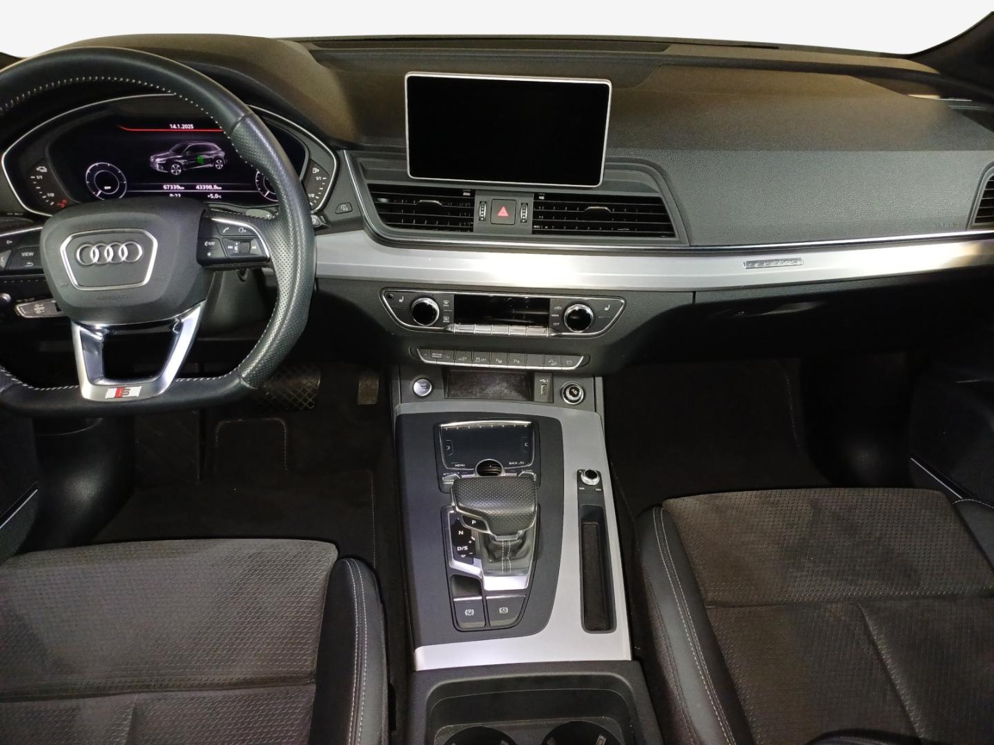 Image about Audi Q5 TFSI e Sport 55 TFSI e quattro 270 kW (367 ch) S tronic