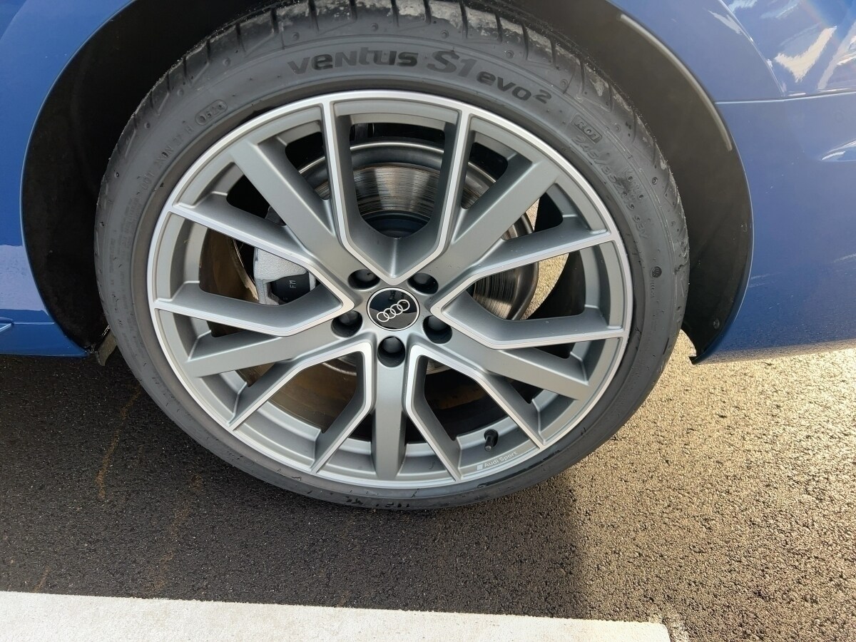 Image about Audi A4 Limousine S line 30 TDI S tronic