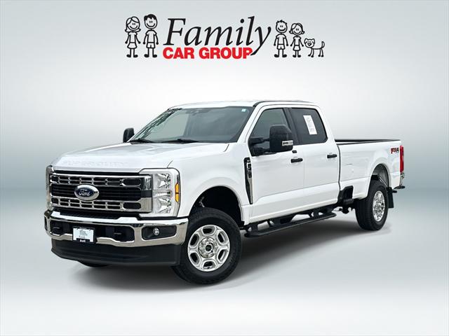 2025 Ford F-350 Base's photo
