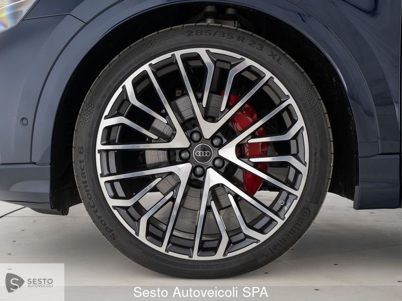 Immagine di Audi Q8 SUV S line edition 55 TFSI quattro 250 kW (340 CV) tiptronic - Vista: for more details contact your dealer