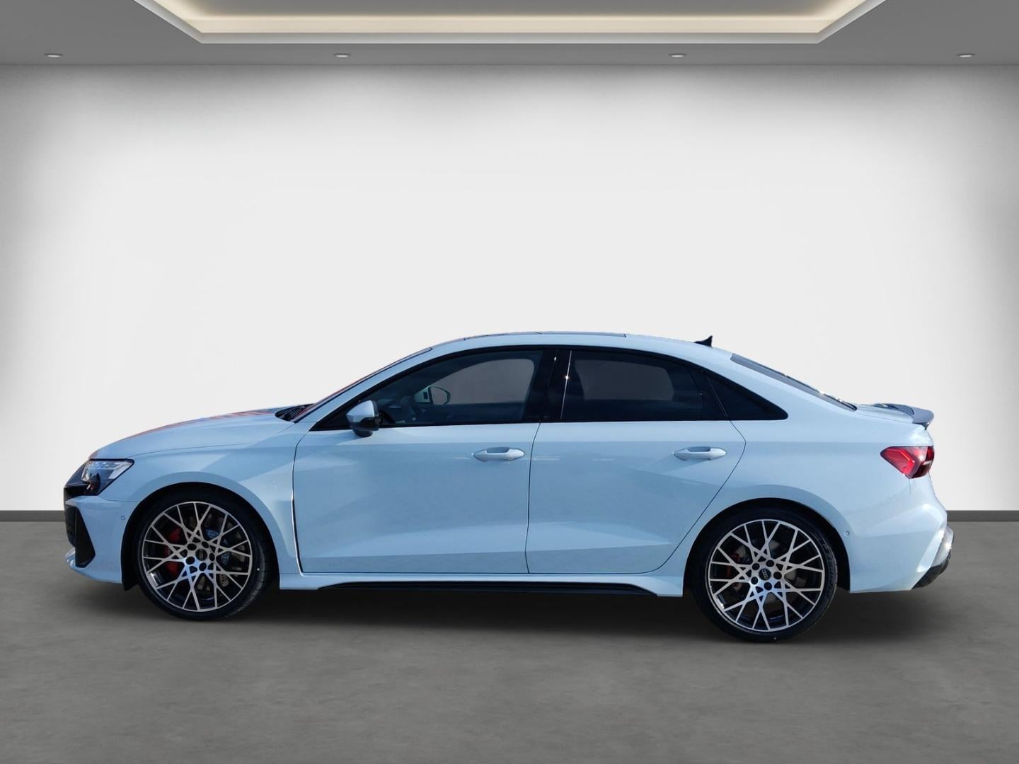Bild über Audi RS 3 Limousine TFSI quattro 294 kW S tronic - für weitere Informationen kontaktieren Sie den Audi Partner