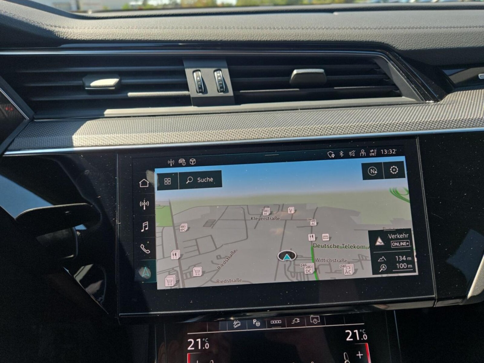 Audi Q8 e-tron – Bild 16