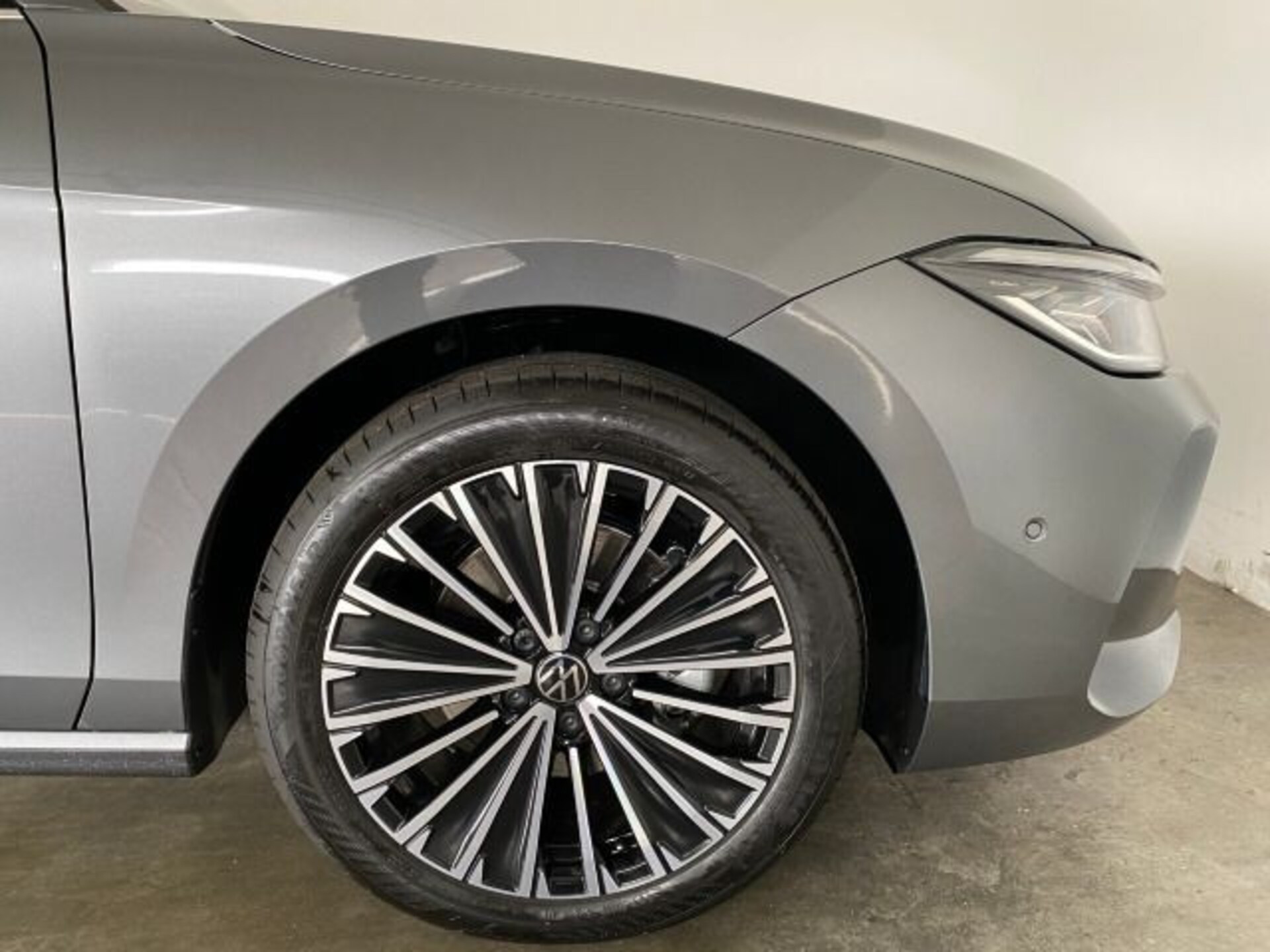 Volkswagen Passat Elegance