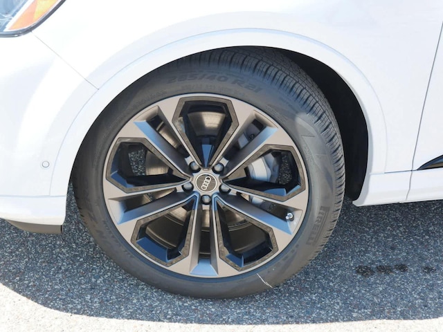 2026 Audi Q7 Premium Plus - Photo 7