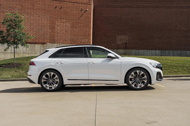 2026 Audi Q8