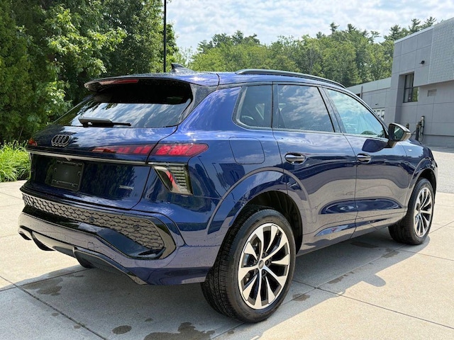 2026 Audi Q3 Base - Photo 11